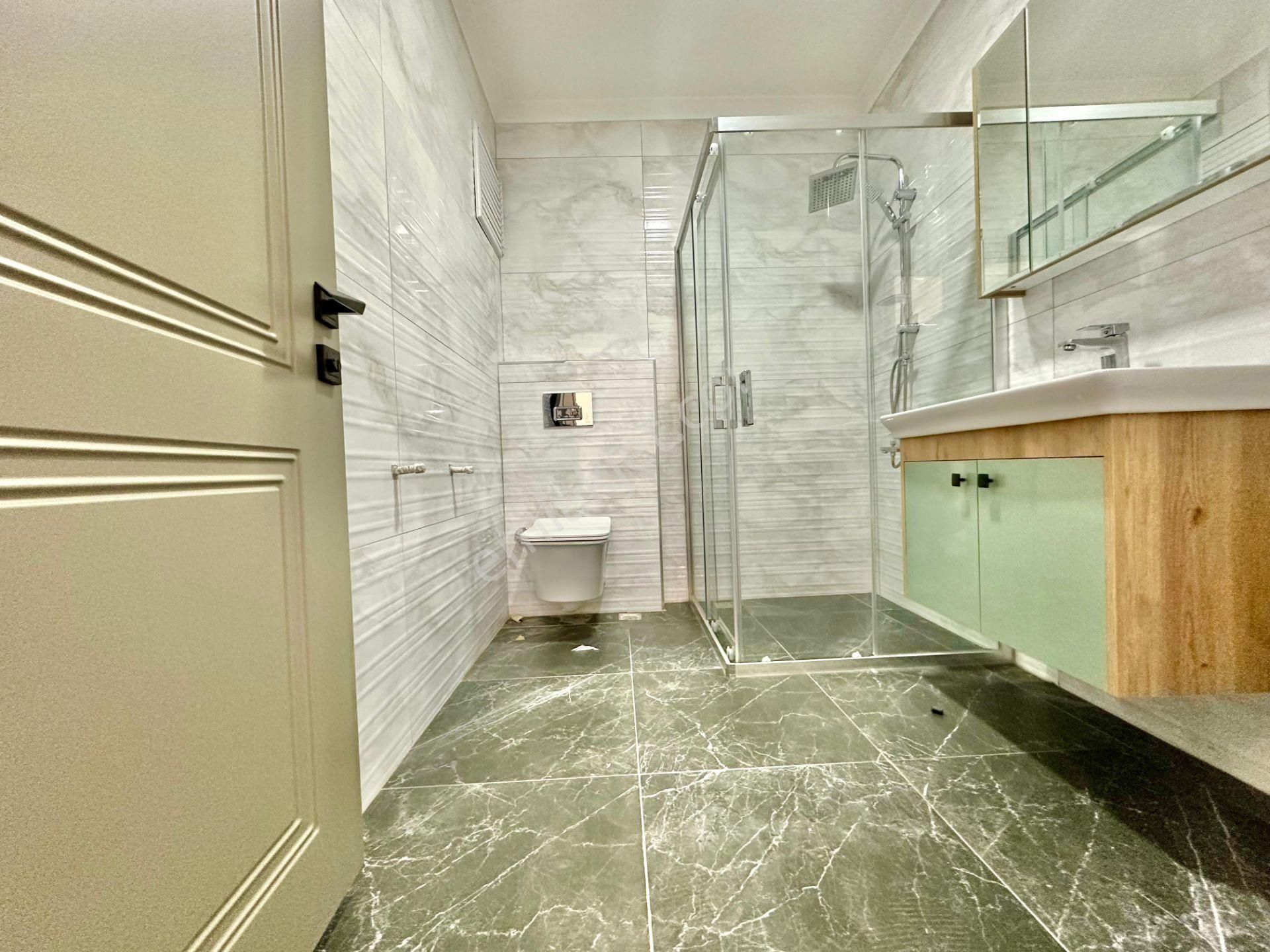 ꧁ay Emlaktan꧂akçay'da Pazar Sokagında Denize Sadece 400 M Ebeveyn Banyolu Ayrı Mutfak 2+1 Lüx Daire - Görsel 25