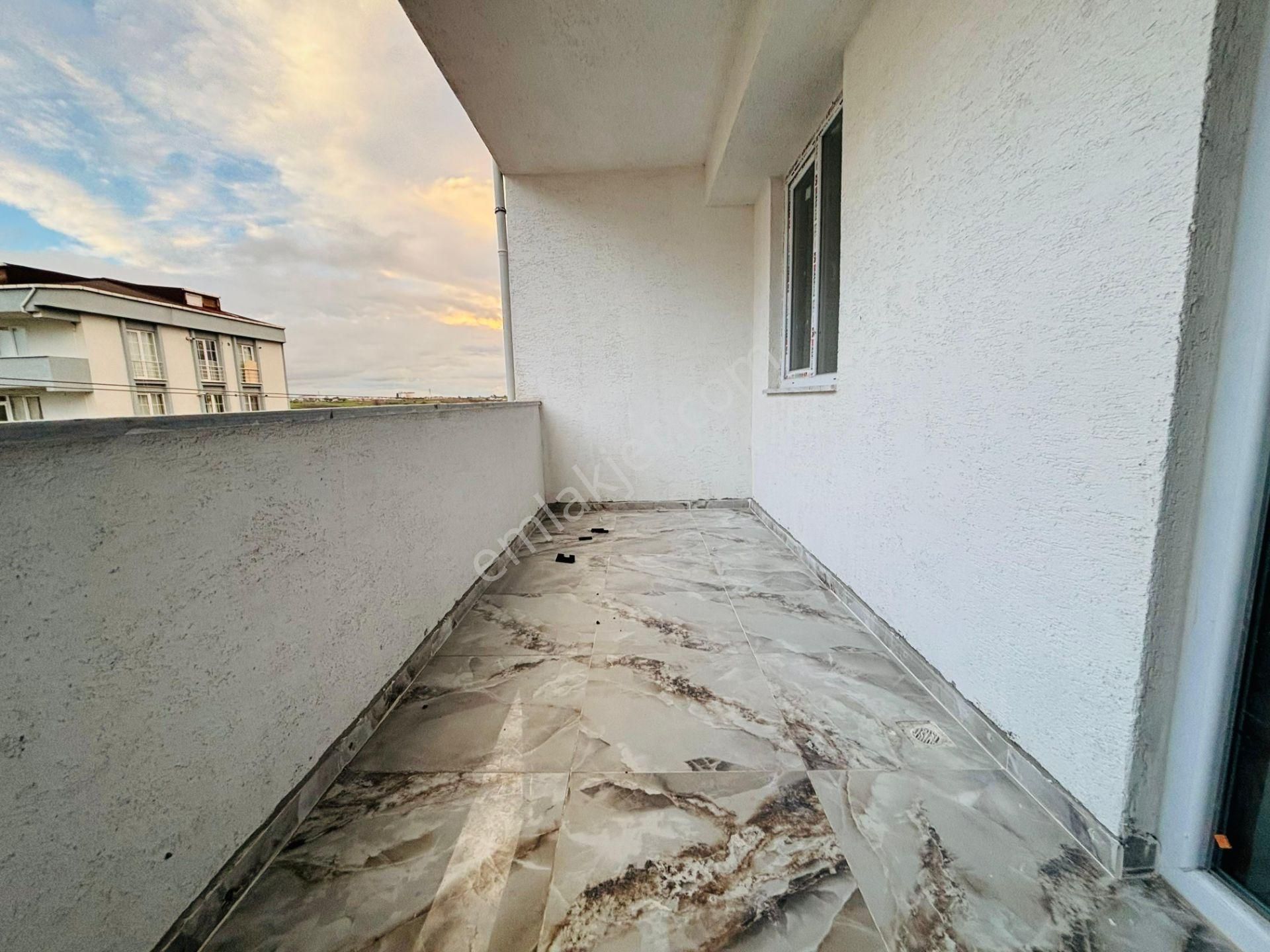 Güven'den Ön Cephe Geniş Balkonlu K.otoparklı 2+1daire - Görsel 21