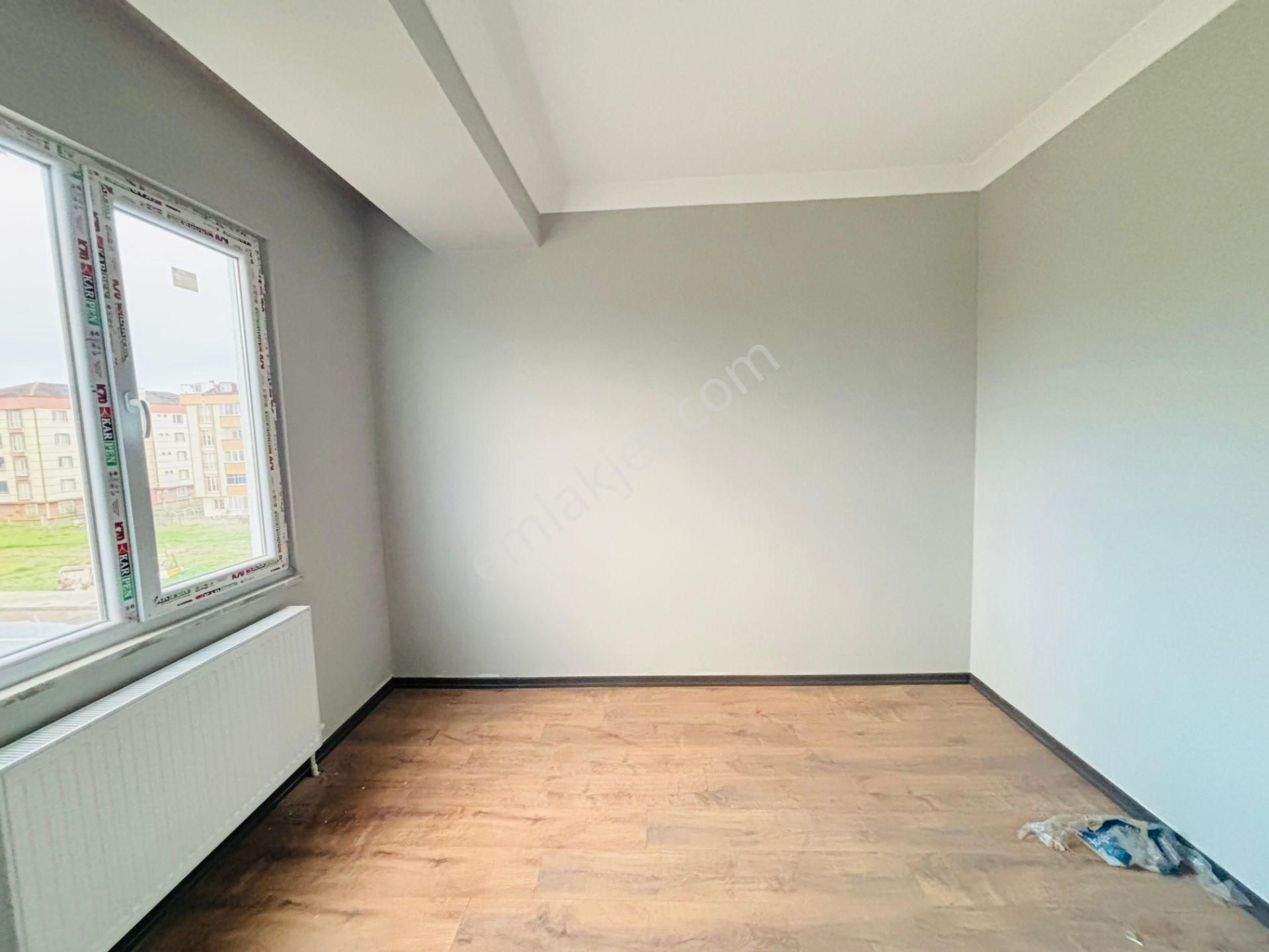 Güven'den Ön Cephe Geniş Balkonlu K.otoparklı 2+1daire - Görsel 9