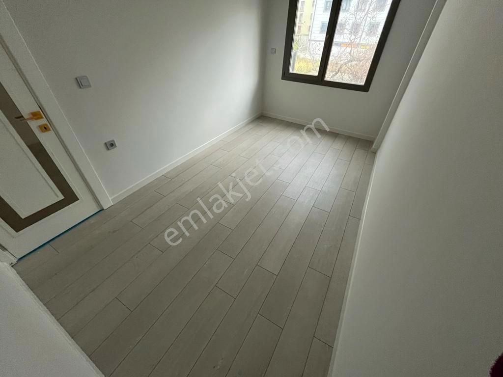 ꧁ Ay Emlak'tan꧂akçay Merkez'de Ultra Lüks Tasarımlı Ara Kat Ayrı Mutfak Satılık 2+1 Lüx Daire - Görsel 15