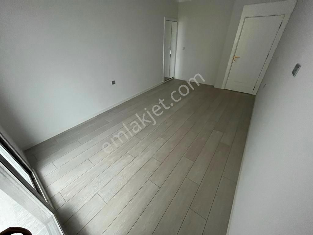 ꧁ Ay Emlak'tan꧂akçay Merkez'de Ultra Lüks Tasarımlı Ara Kat Ayrı Mutfak Satılık 2+1 Lüx Daire - Görsel 13