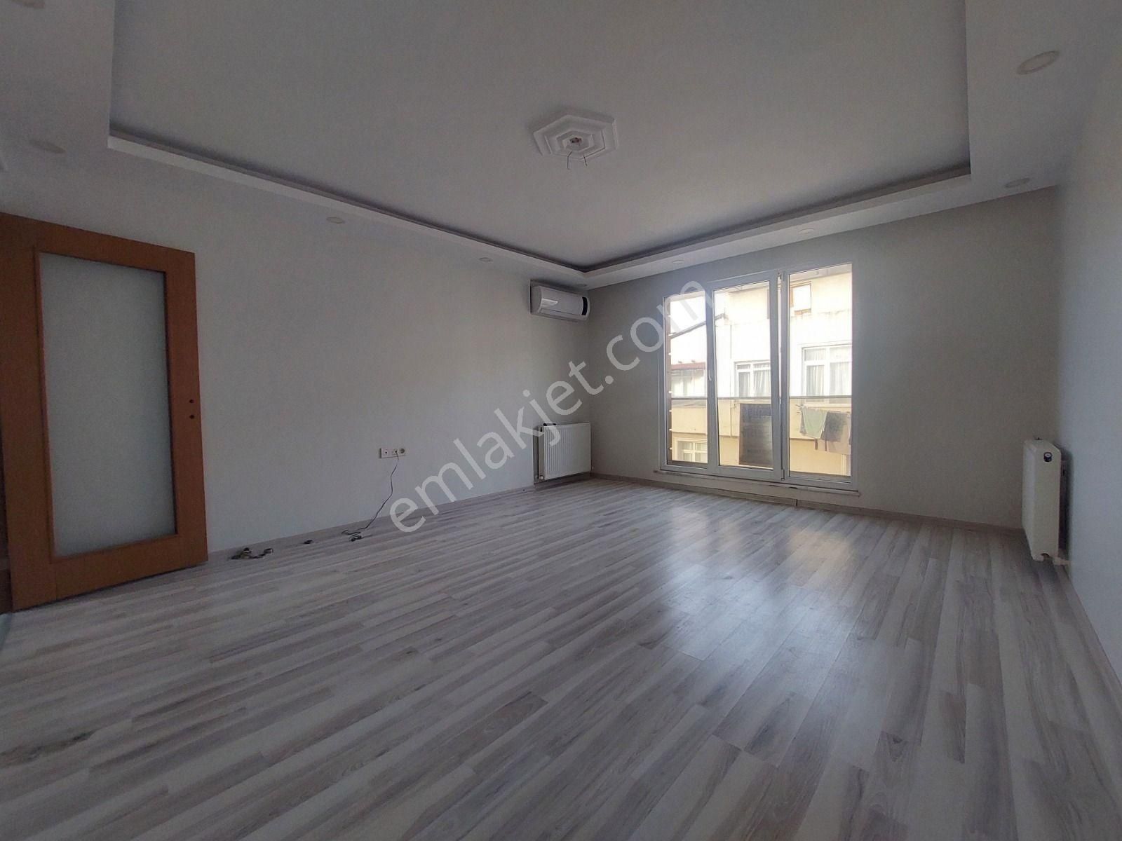 Yıldız Dan Safa Hastanesi Aşşağısında Metrobüse Yakın Ayrı Girişşi Mükemmel Dublex Daire