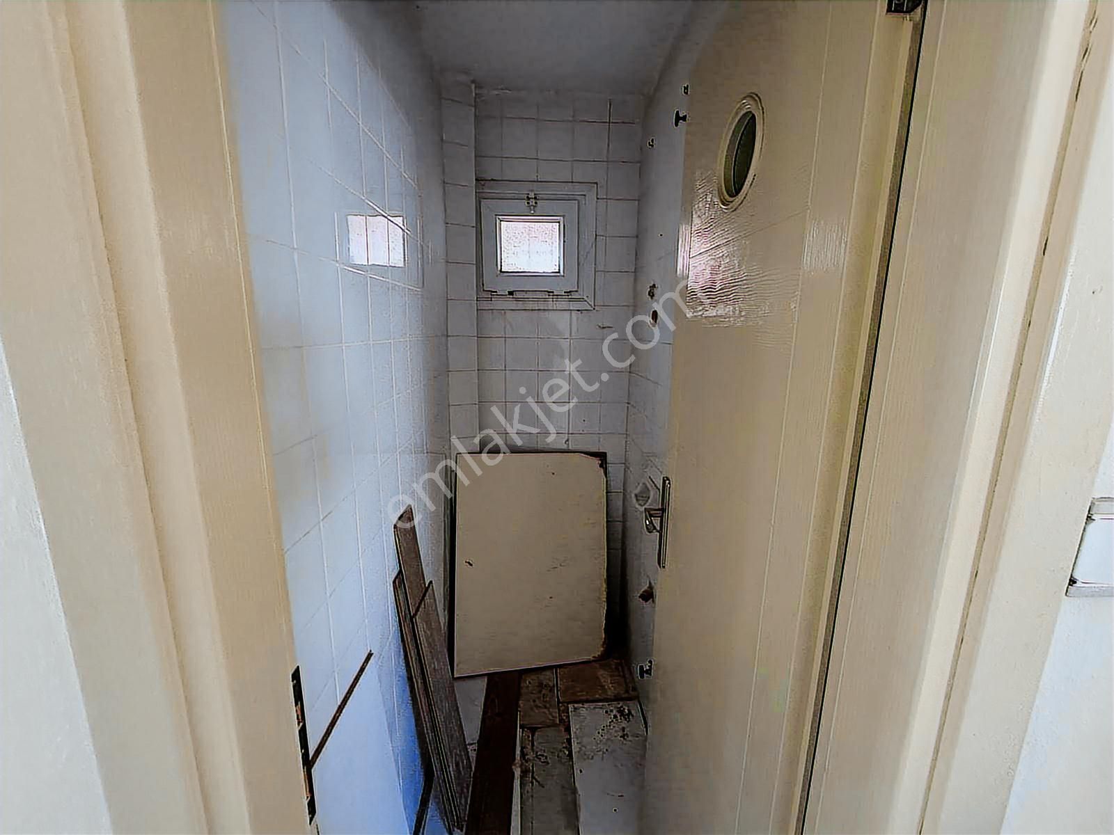 Turpa Arxes Dikili'den Cumhuriyet Mah Stadyum Arkası Müstakil Ev - Görsel 13