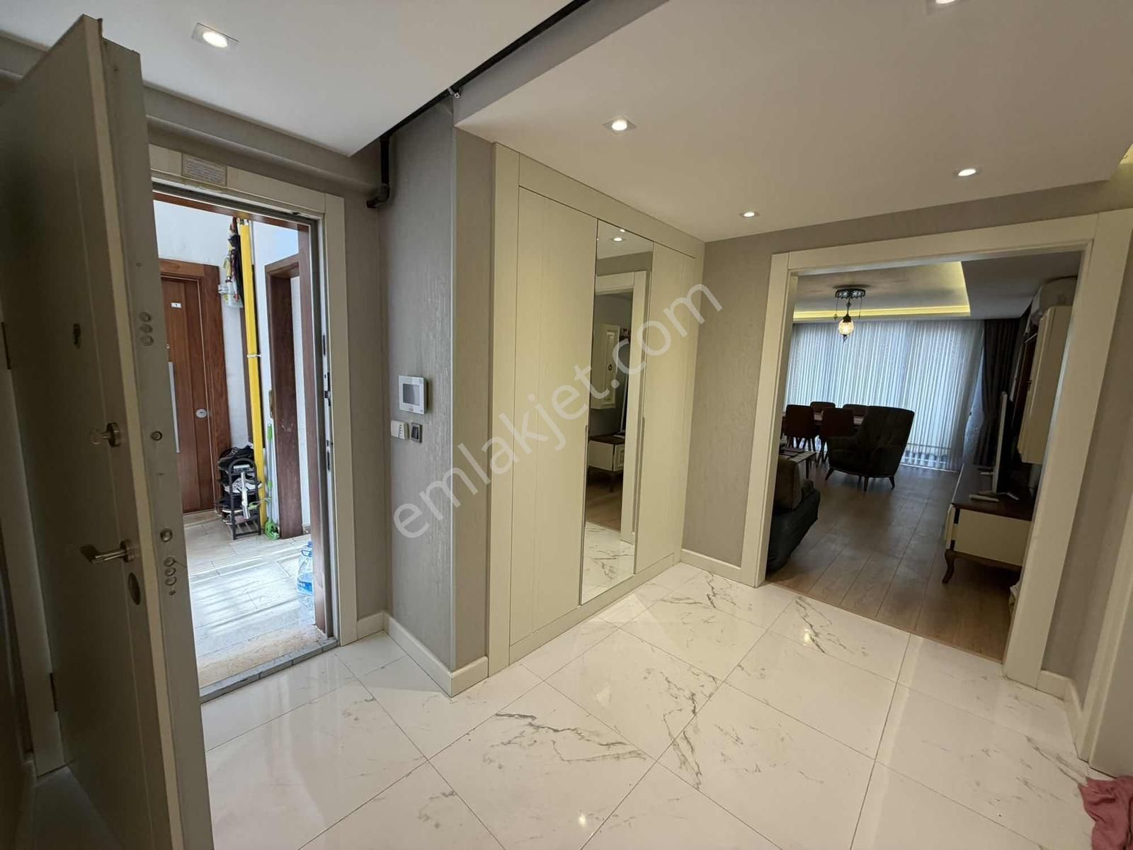 Atış Yapı Yunistar Sitesi Satılık 3+1 Daire