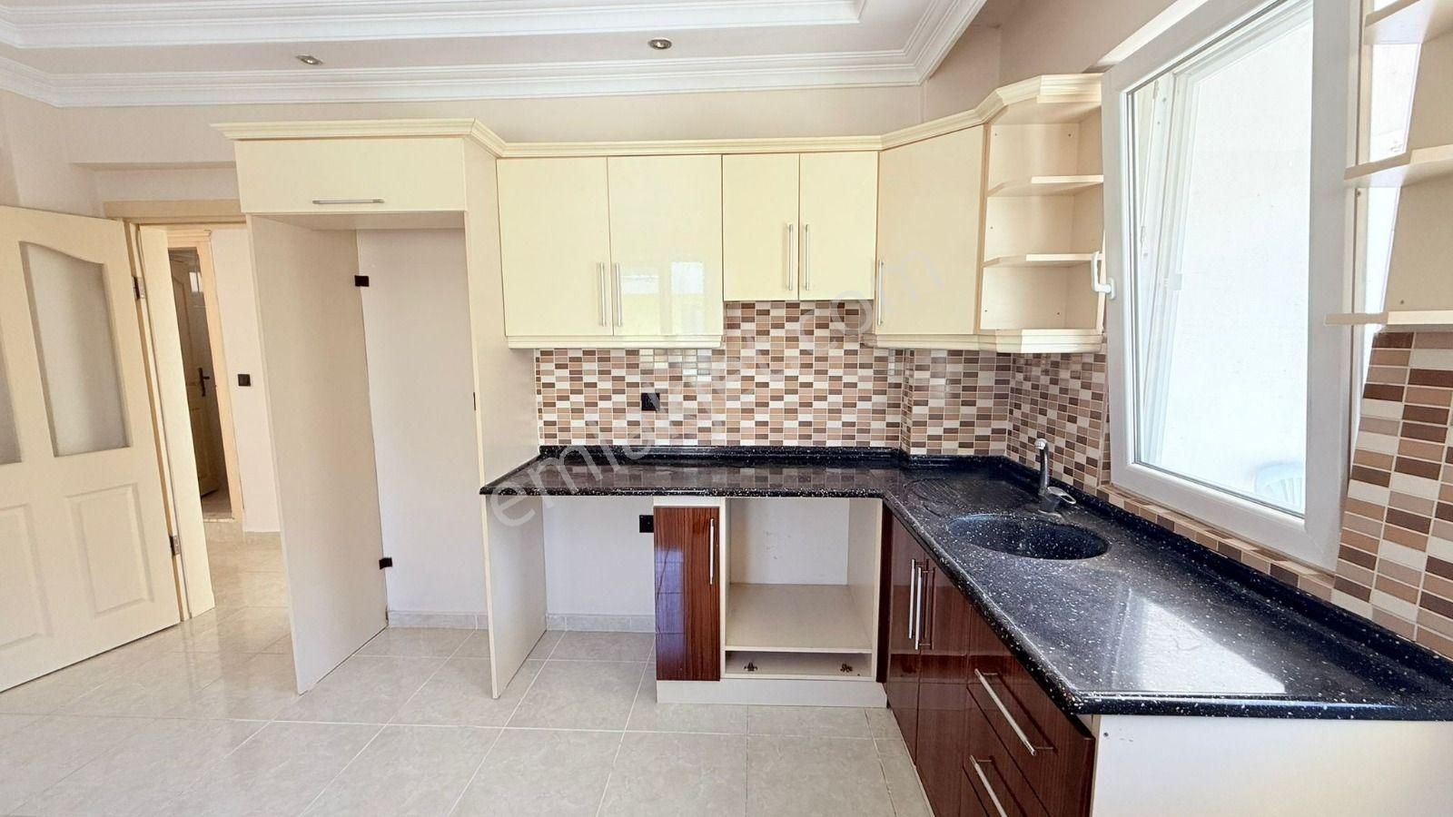 Didim Yeni Mahallede Ön Cephe 2+1 Daire - Görsel 9