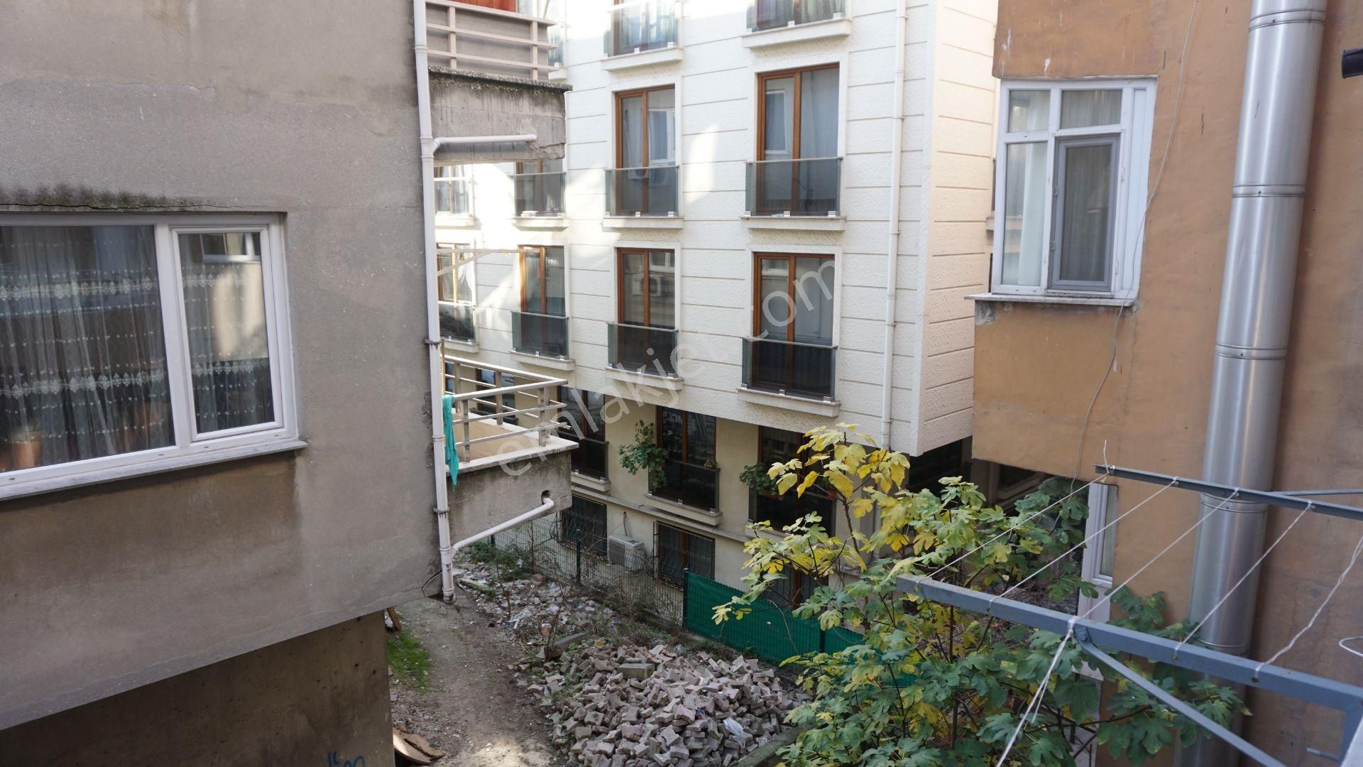 Meral R5766 Mantolamalı Binada 85 M2 Balkonlu 2+1 - Görsel 5