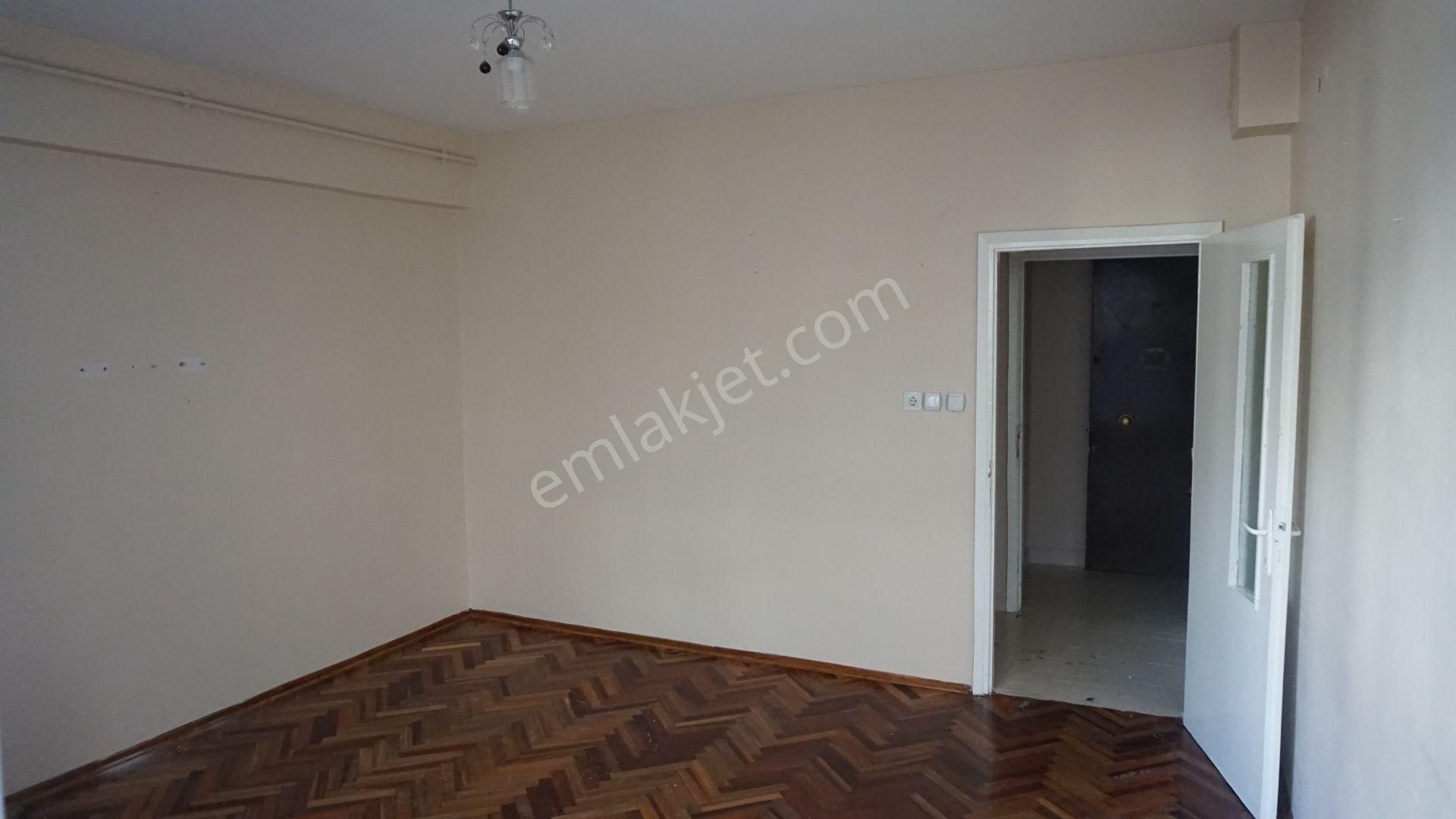 Meral R5766 Mantolamalı Binada 85 M2 Balkonlu 2+1 - Görsel 7