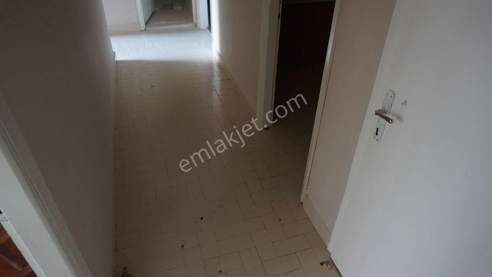 Meral R5766 Mantolamalı Binada 85 M2 Balkonlu 2+1 - Görsel 11