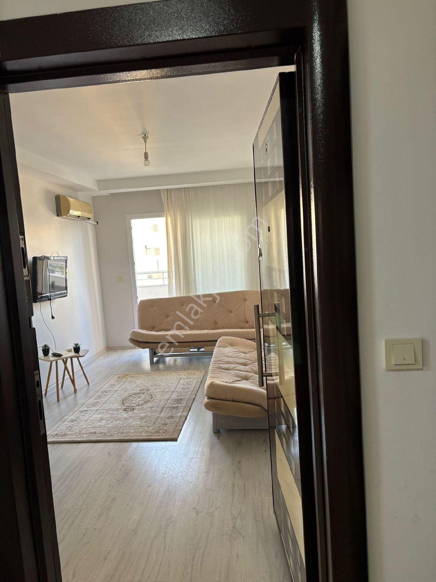 1+1 Eşyalı Kiralık Daire Cadde Üstü - Görsel 5
