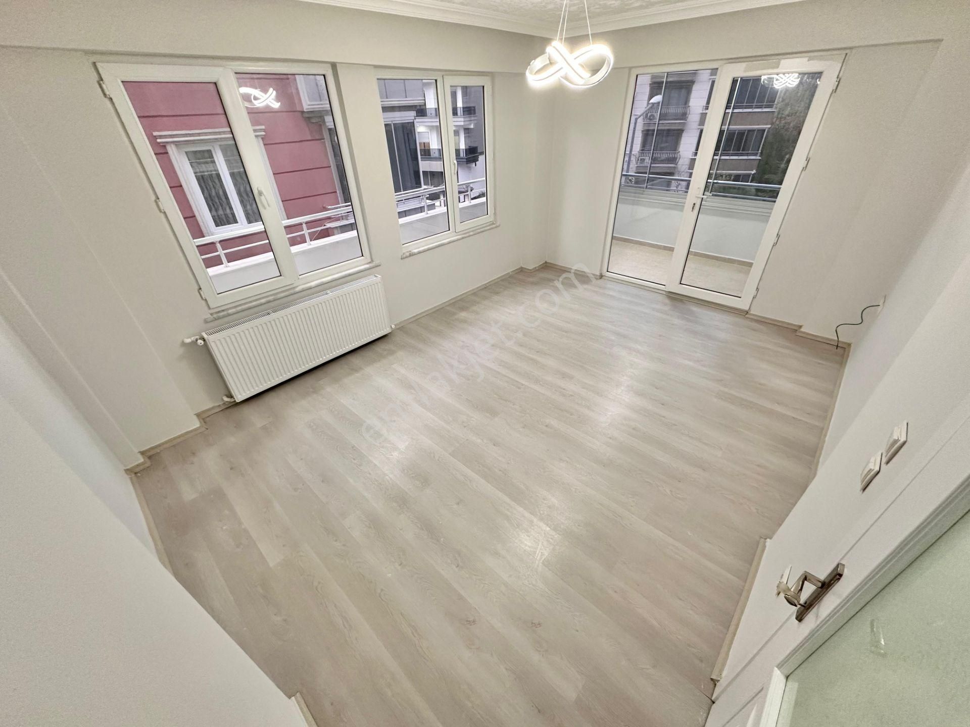 ꧁ay Emlaktan꧁akçay'da Kombili Ön Cephe Ayrı Mutfaklı 2+1 Daire - Görsel 14