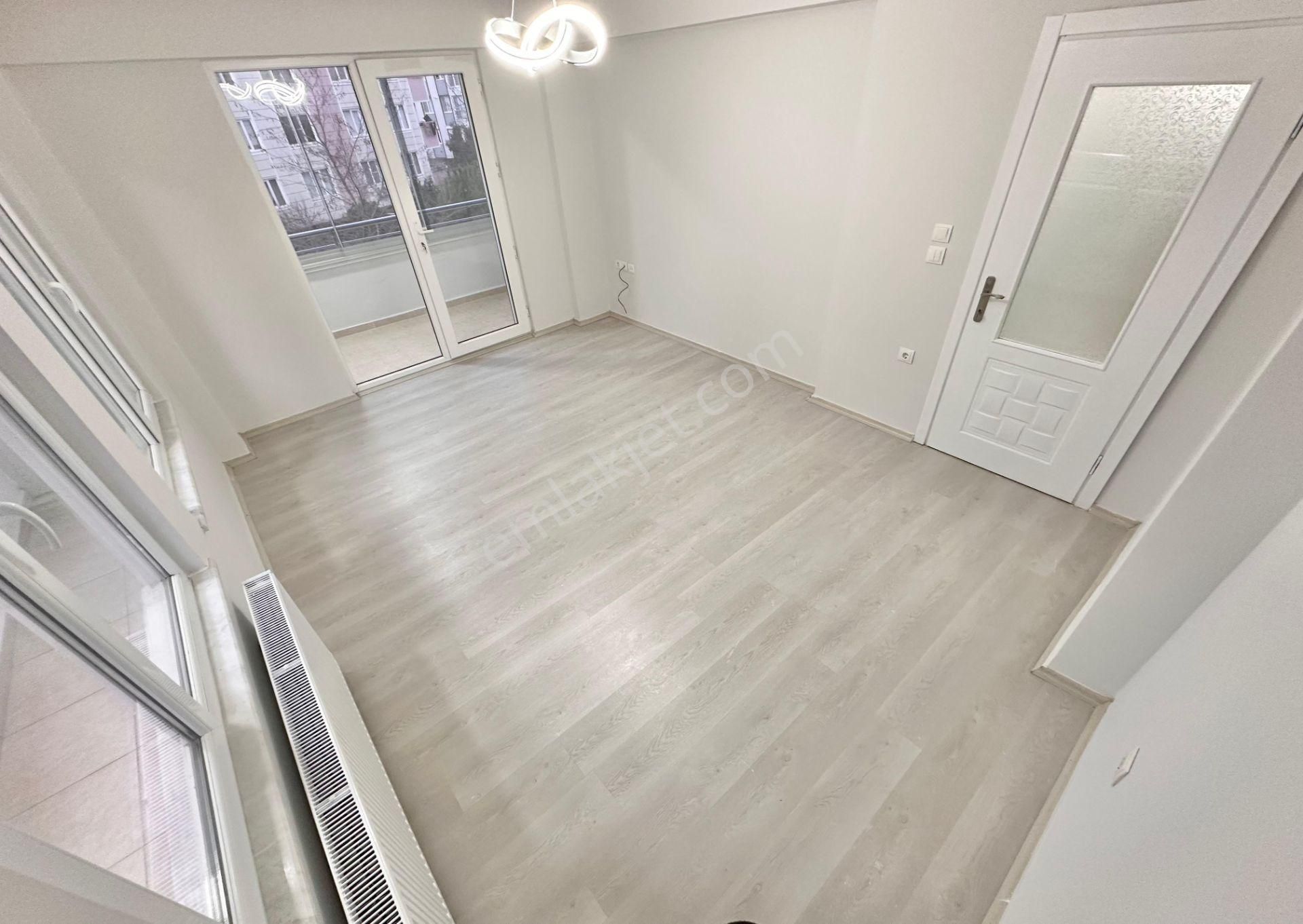 ꧁ay Emlaktan꧁akçay'da Kombili Ön Cephe Ayrı Mutfaklı 2+1 Daire - Görsel 17