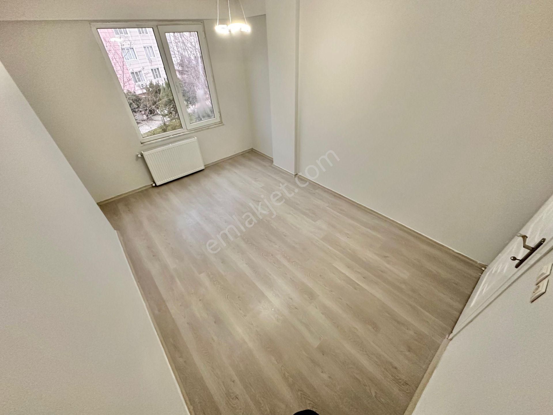 ꧁ay Emlaktan꧁akçay'da Kombili Ön Cephe Ayrı Mutfaklı 2+1 Daire - Görsel 23