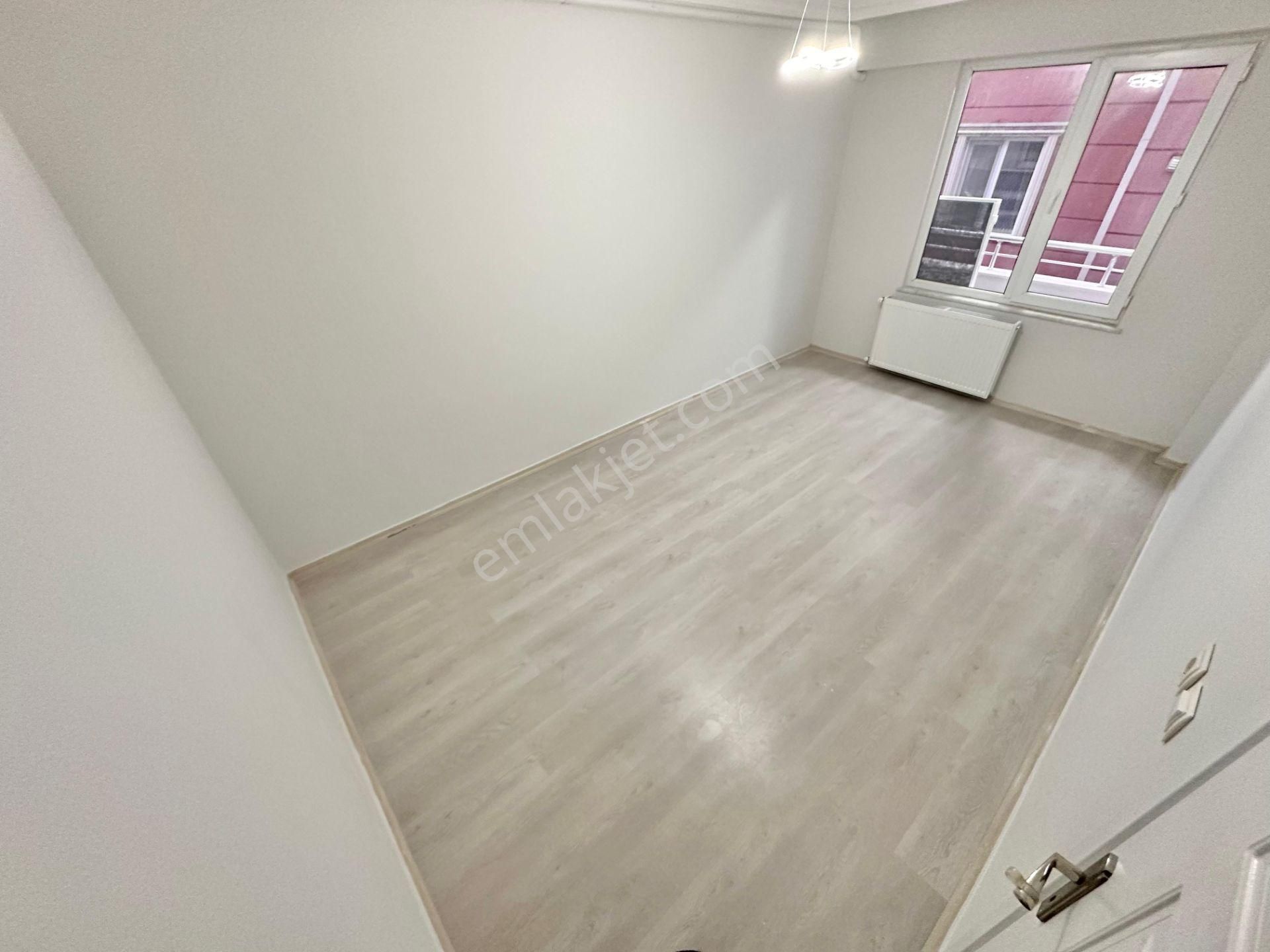 ꧁ay Emlaktan꧁akçay'da Kombili Ön Cephe Ayrı Mutfaklı 2+1 Daire - Görsel 33