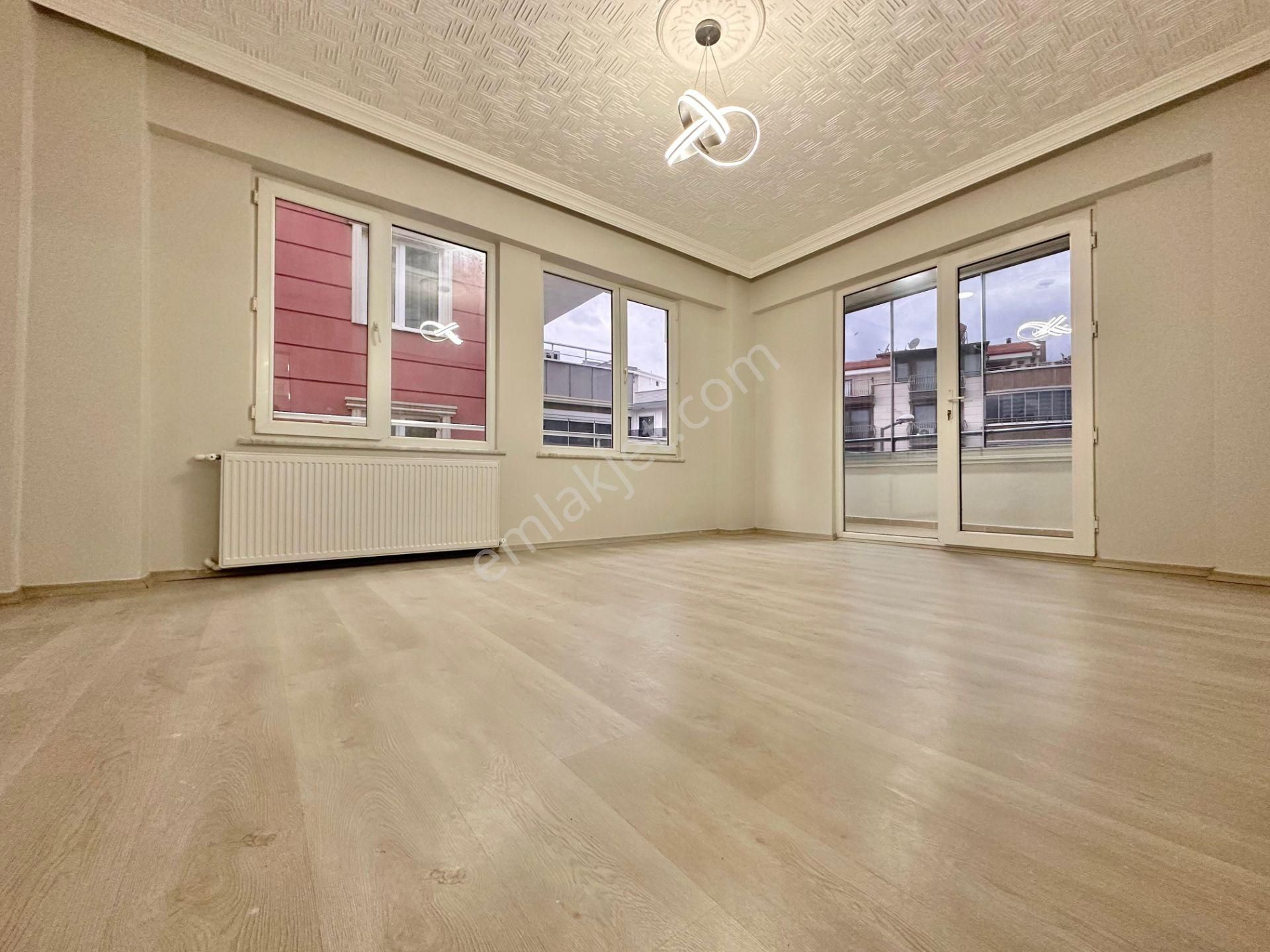 ꧁ay Emlaktan꧁akçay'da Kombili Ön Cephe Ayrı Mutfaklı 2+1 Daire - Görsel 12