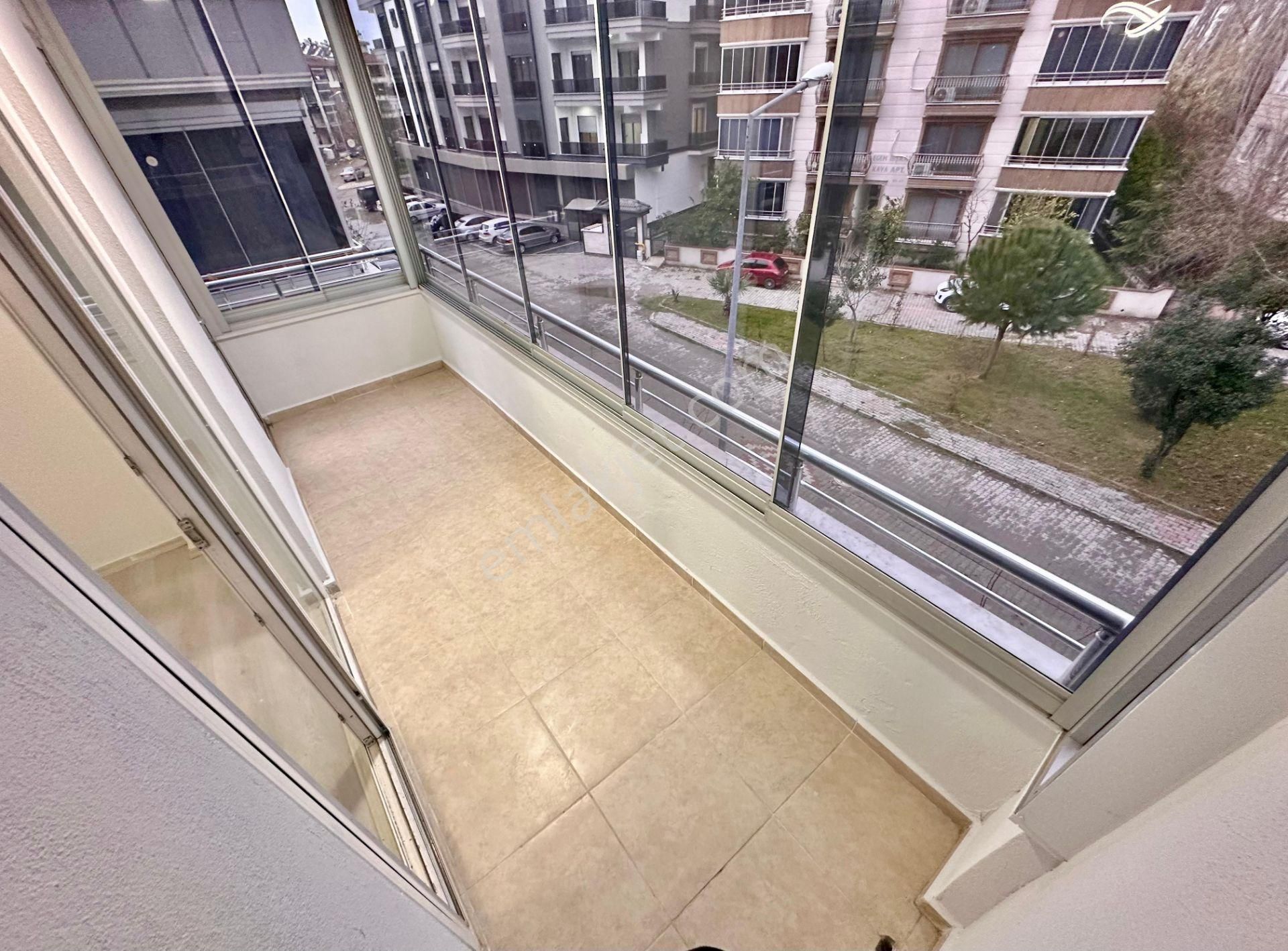 ꧁ay Emlaktan꧁akçay'da Kombili Ön Cephe Ayrı Mutfaklı 2+1 Daire - Görsel 8