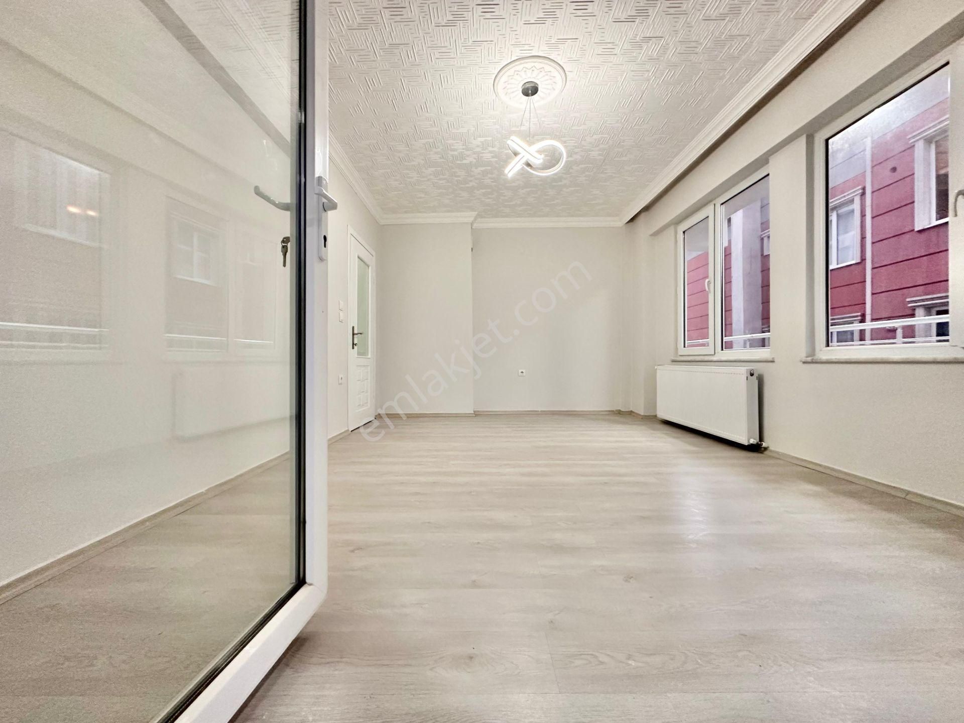 ꧁ay Emlaktan꧁akçay'da Kombili Ön Cephe Ayrı Mutfaklı 2+1 Daire - Görsel 15