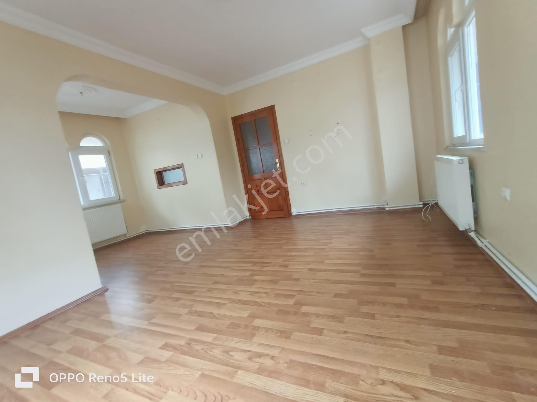 Buse Emlaktan Altınkumda Pazar Pazarı İçerisinde 2+1 Kiralık Daire - Görsel 5