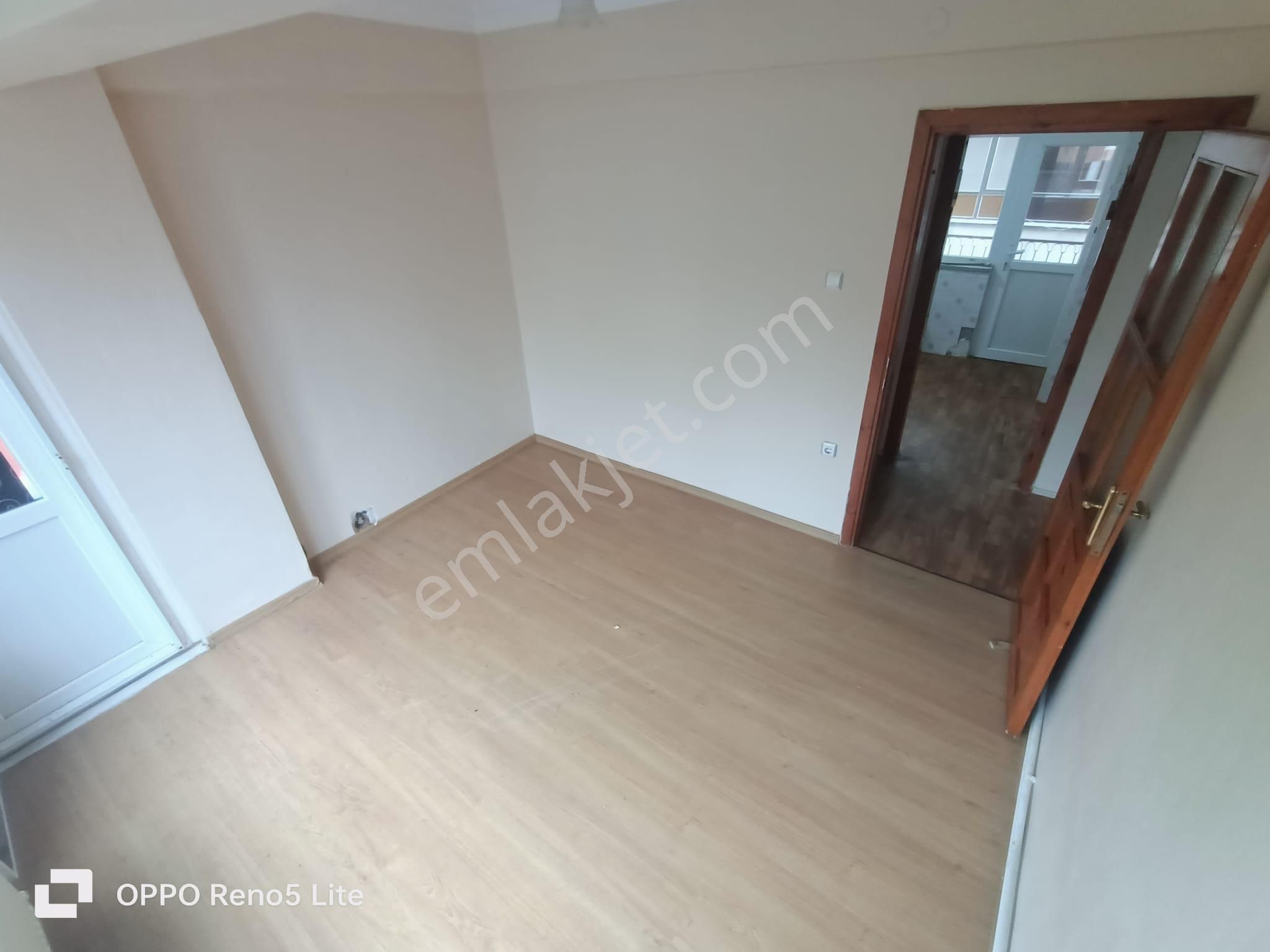 Buse Emlaktan Altınkumda Pazar Pazarı İçerisinde 2+1 Kiralık Daire - Görsel 9