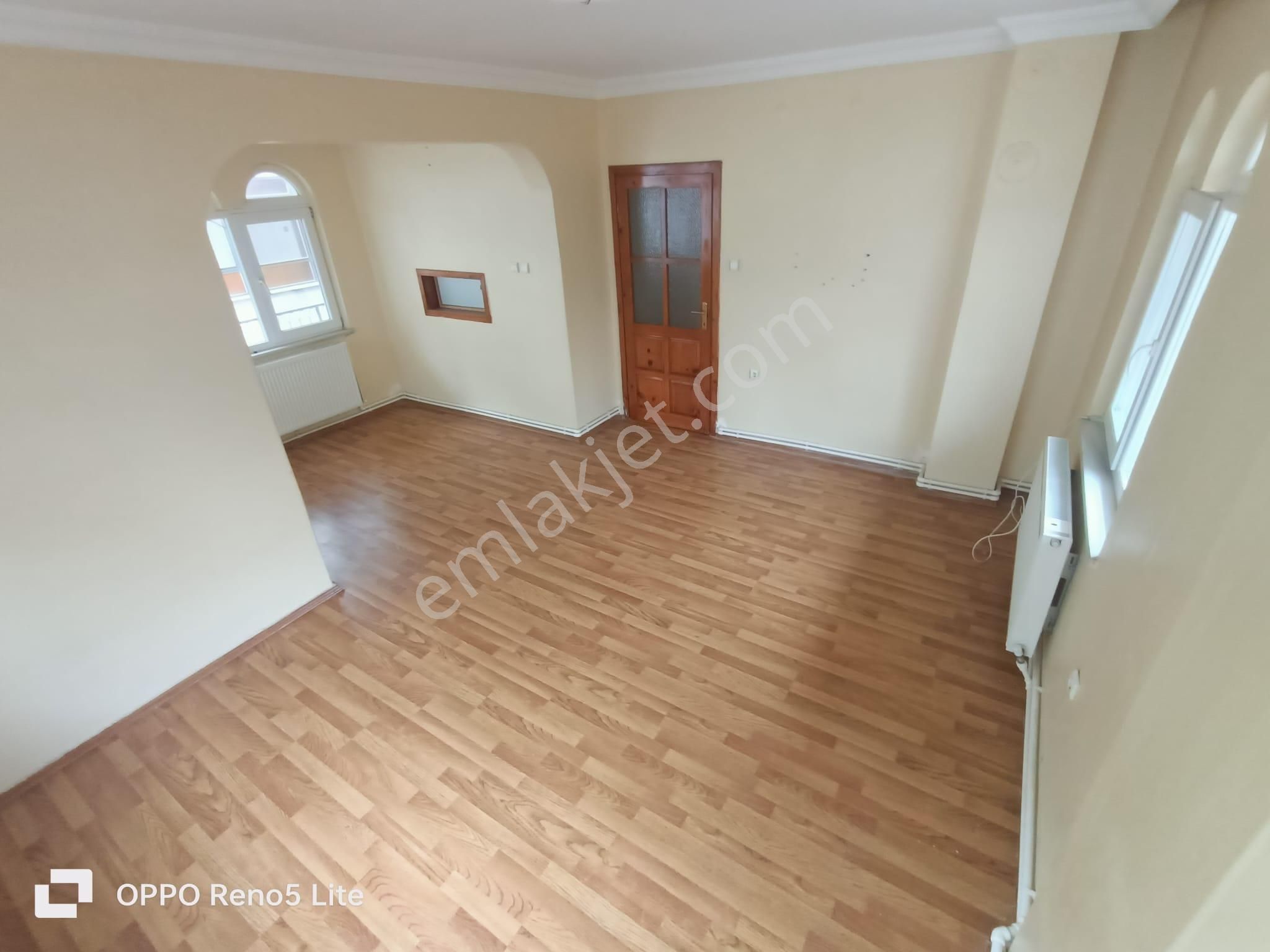 Buse Emlaktan Altınkumda Pazar Pazarı İçerisinde 2+1 Kiralık Daire - Görsel 12