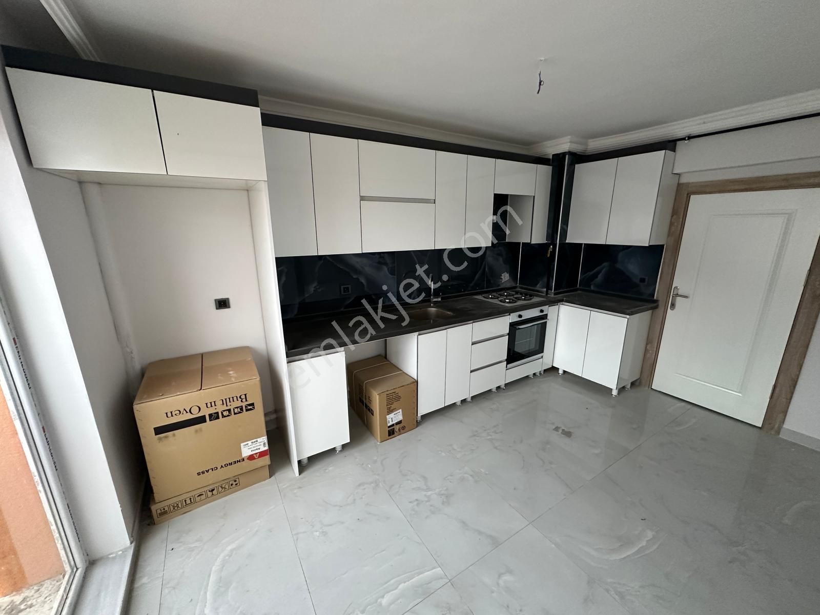 Sincan Yenikentte Satılık 4+1 Sıfır Daire Geniş Merkezde - Görsel 3