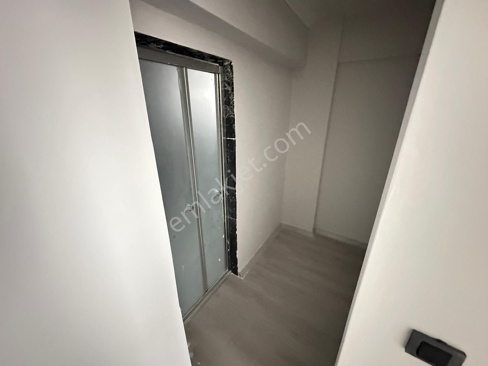 Sincan Yenikentte Satılık 4+1 Sıfır Daire Geniş Merkezde - Görsel 16