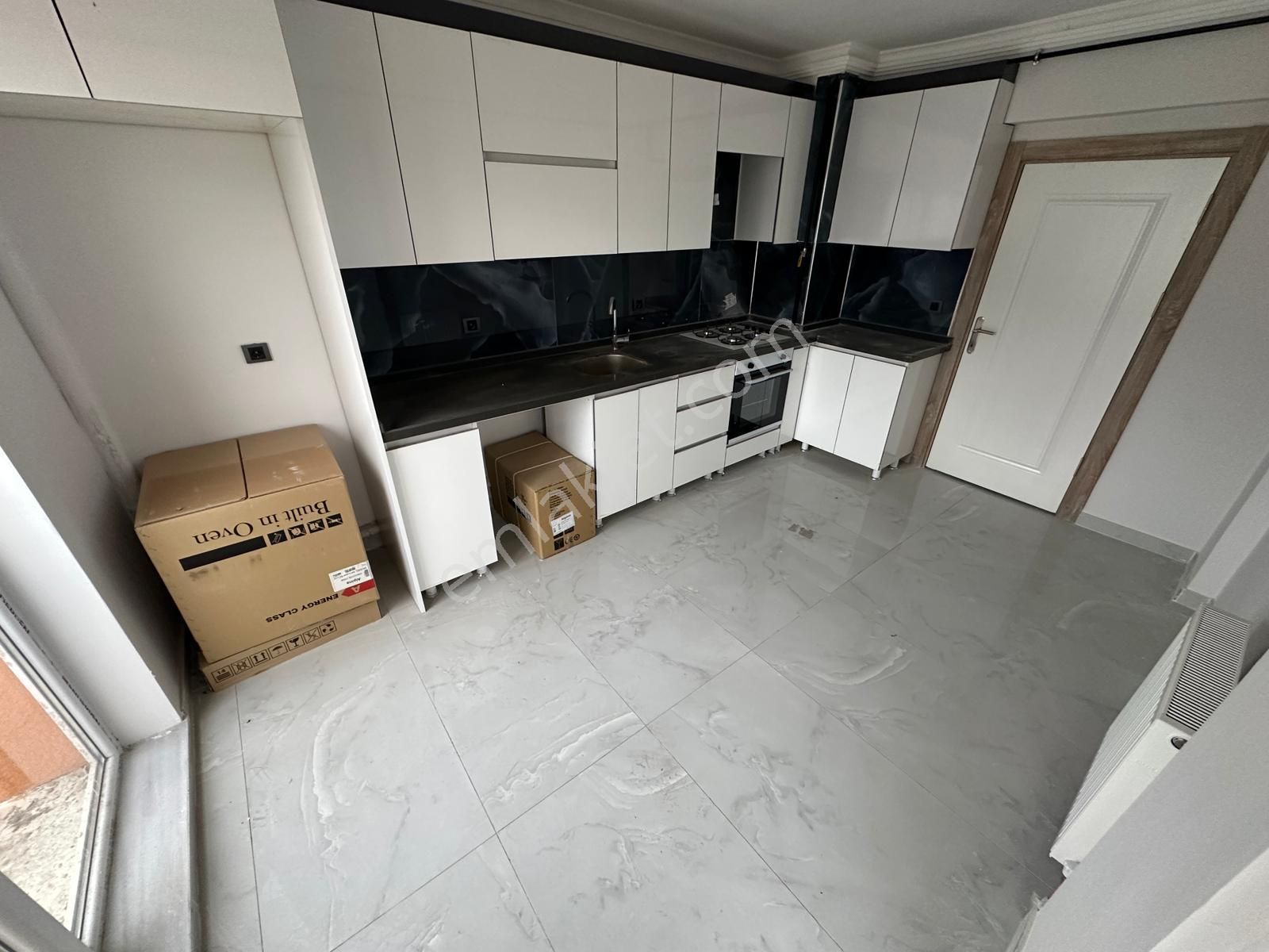 Sincan Yenikentte Satılık 4+1 Sıfır Daire Geniş Merkezde