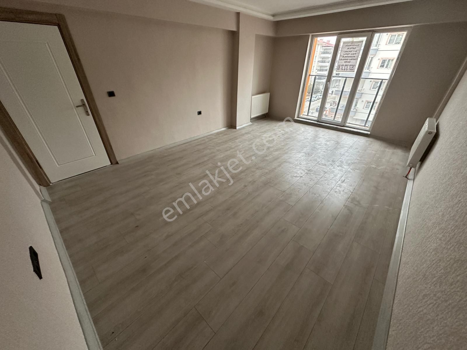 Sincan Yenikentte Satılık 4+1 Sıfır Daire Geniş Merkezde - Görsel 12