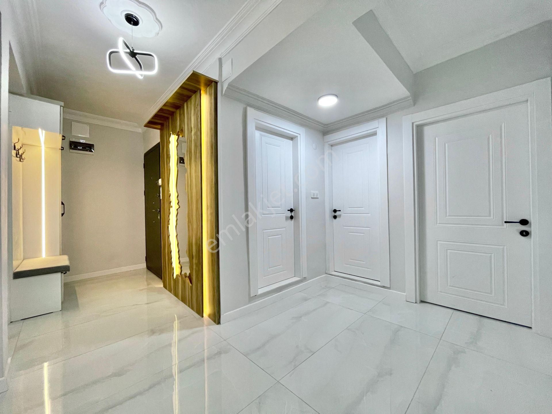 Berkay Demirel'den Altınkumda Ayrı Mutfak Ön Cephe 3+1 Daire - Görsel 6