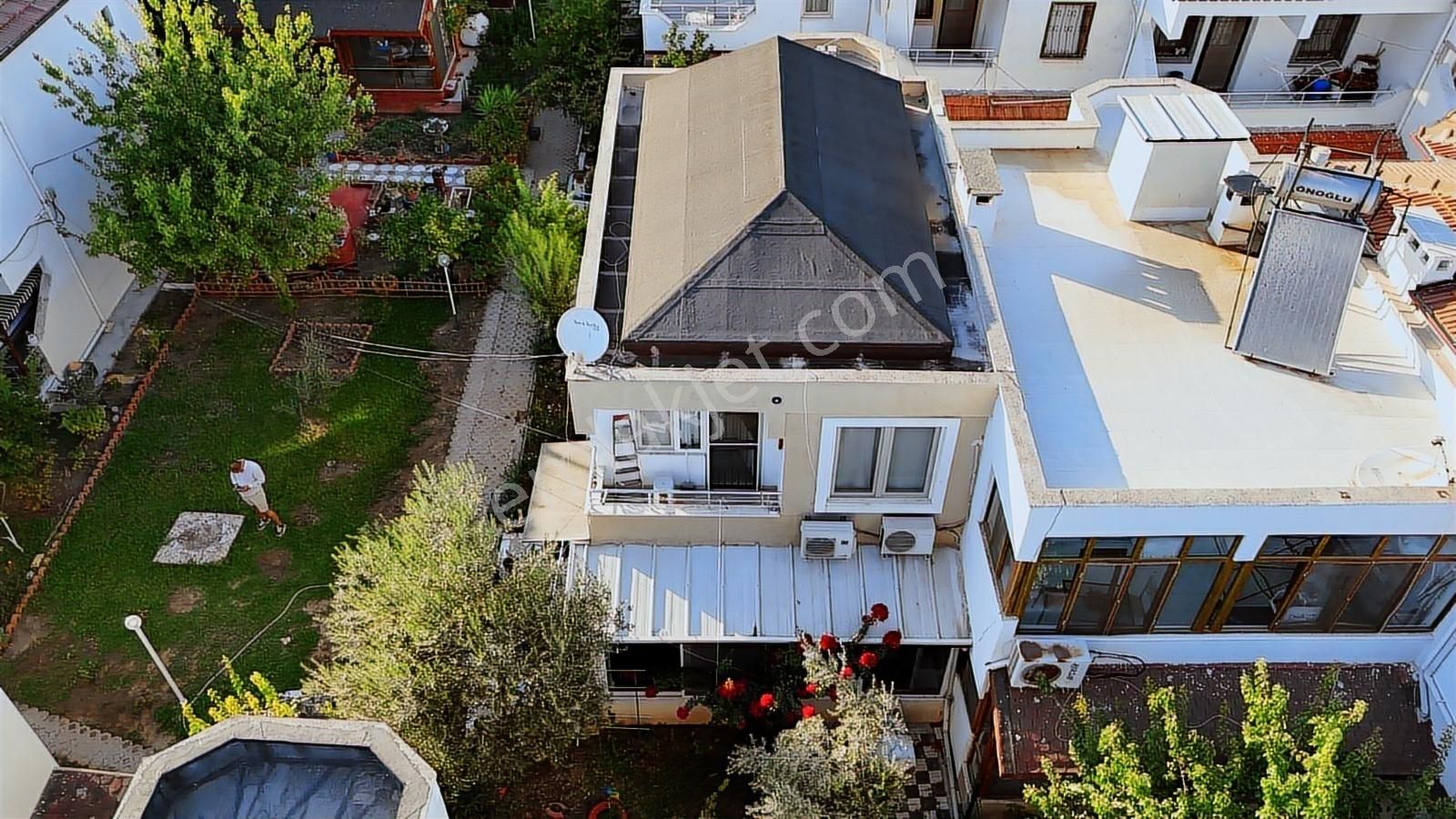 Ayvalık Küçükköy Havuzlu Sitede Satılık Villa - Görsel 28