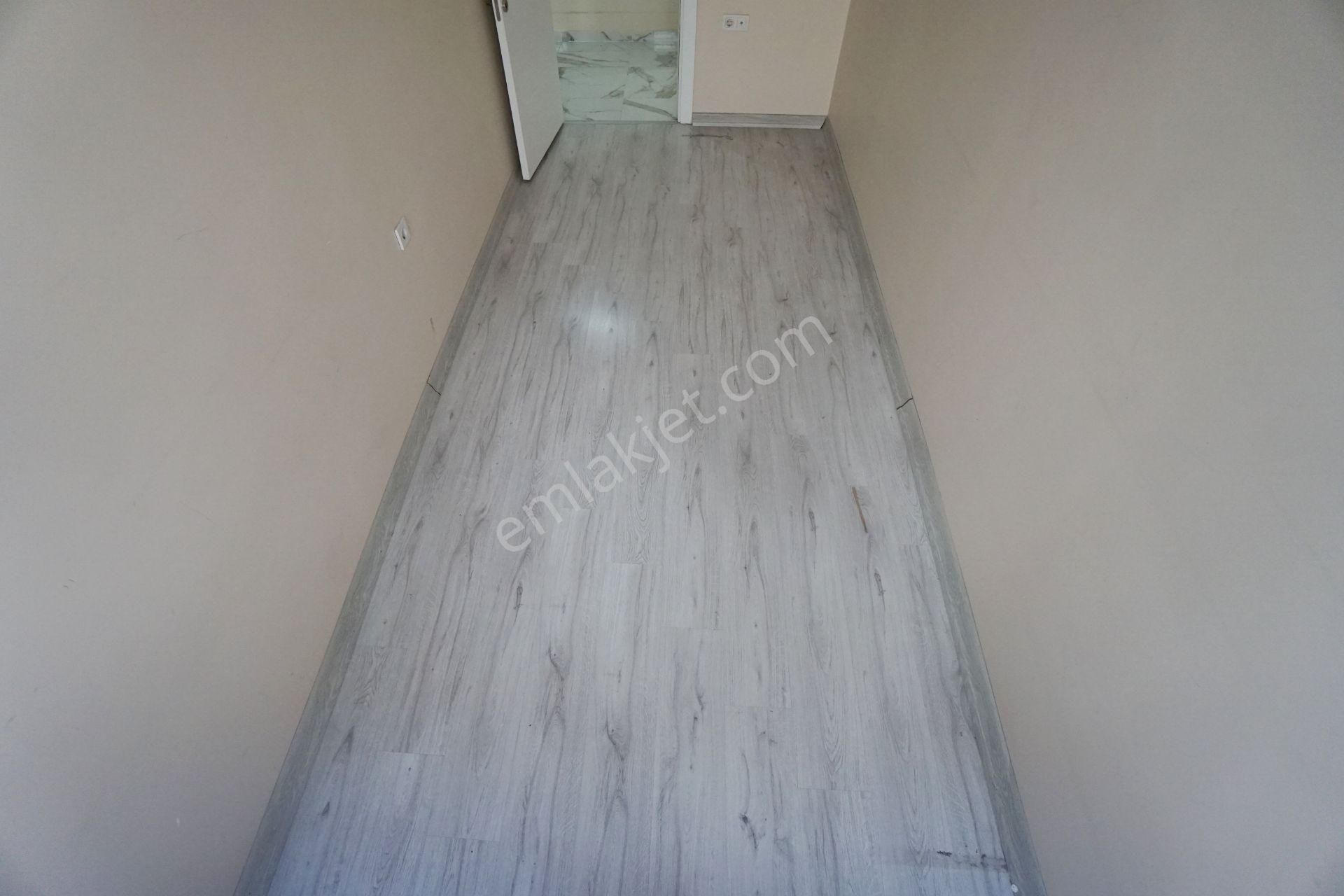 Meral R6196 Aşık Veysel Cd Yeni 5 Yaş Ankastreli Balkonlu Kapalı Otoparklı 2+1 - Görsel 21