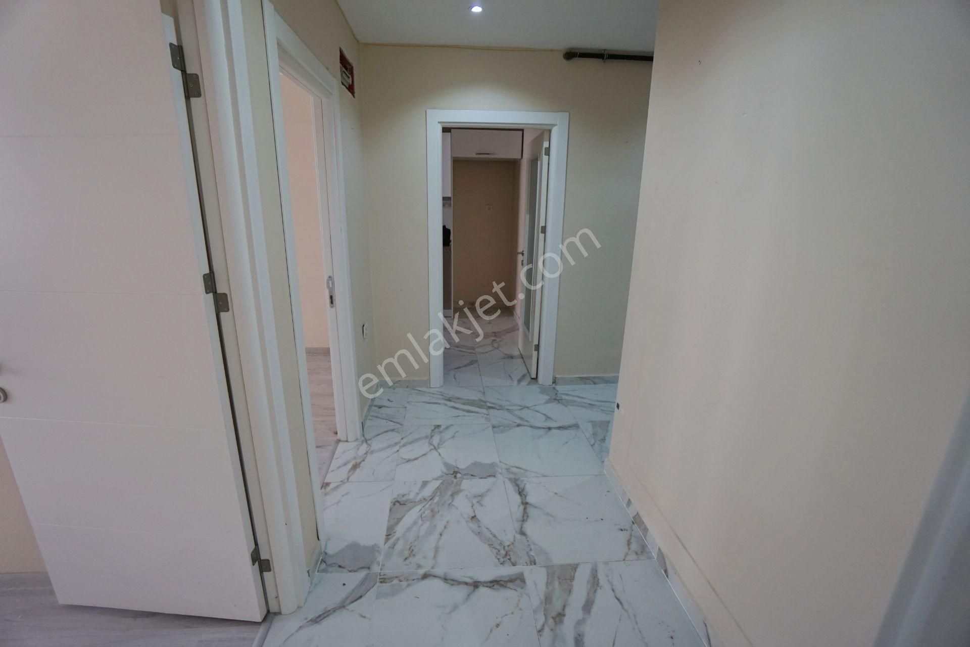 Meral R6196 Aşık Veysel Cd Yeni 5 Yaş Ankastreli Balkonlu Kapalı Otoparklı 2+1 - Görsel 5