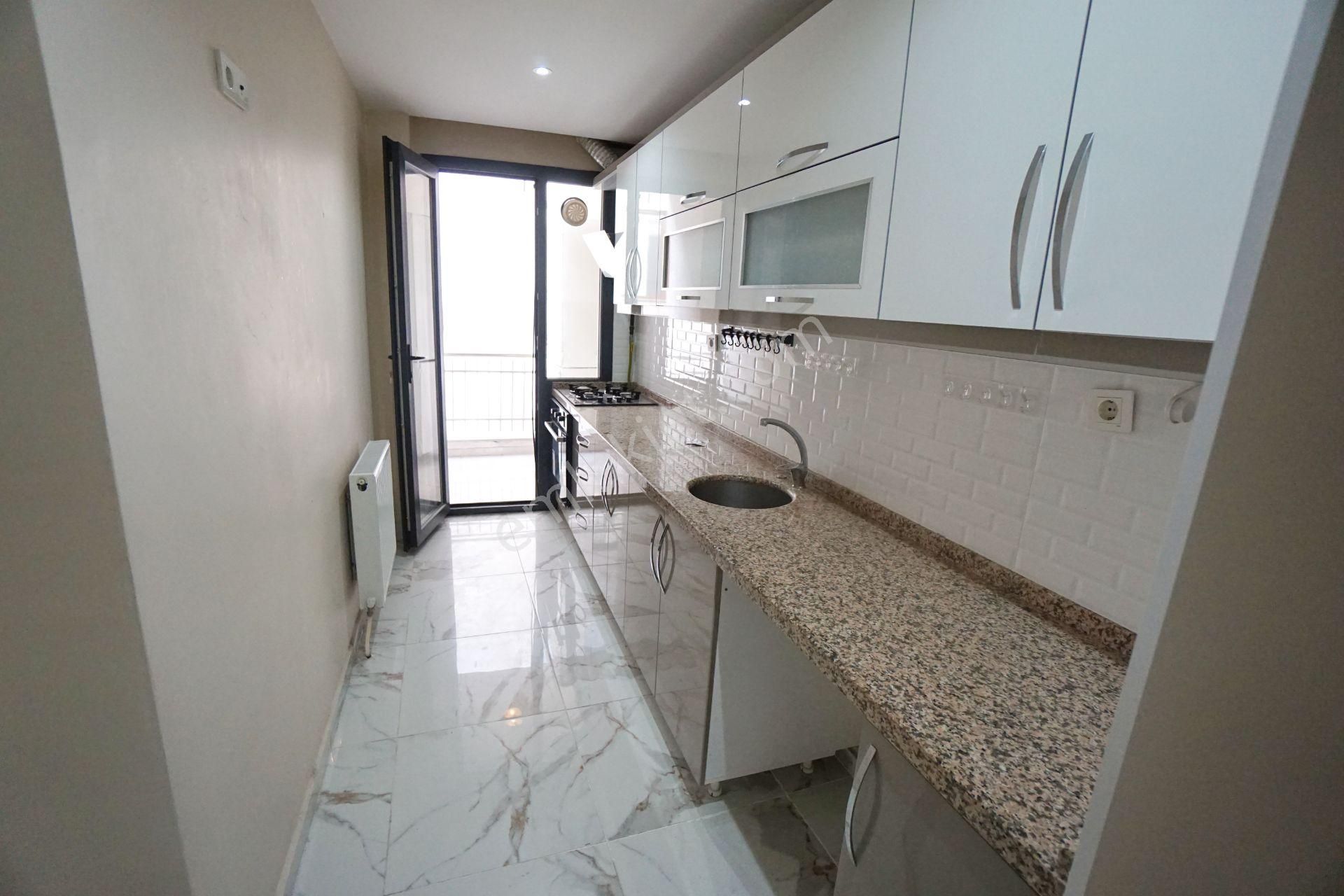 Meral R6196 Aşık Veysel Cd Yeni 5 Yaş Ankastreli Balkonlu Kapalı Otoparklı 2+1 - Görsel 7