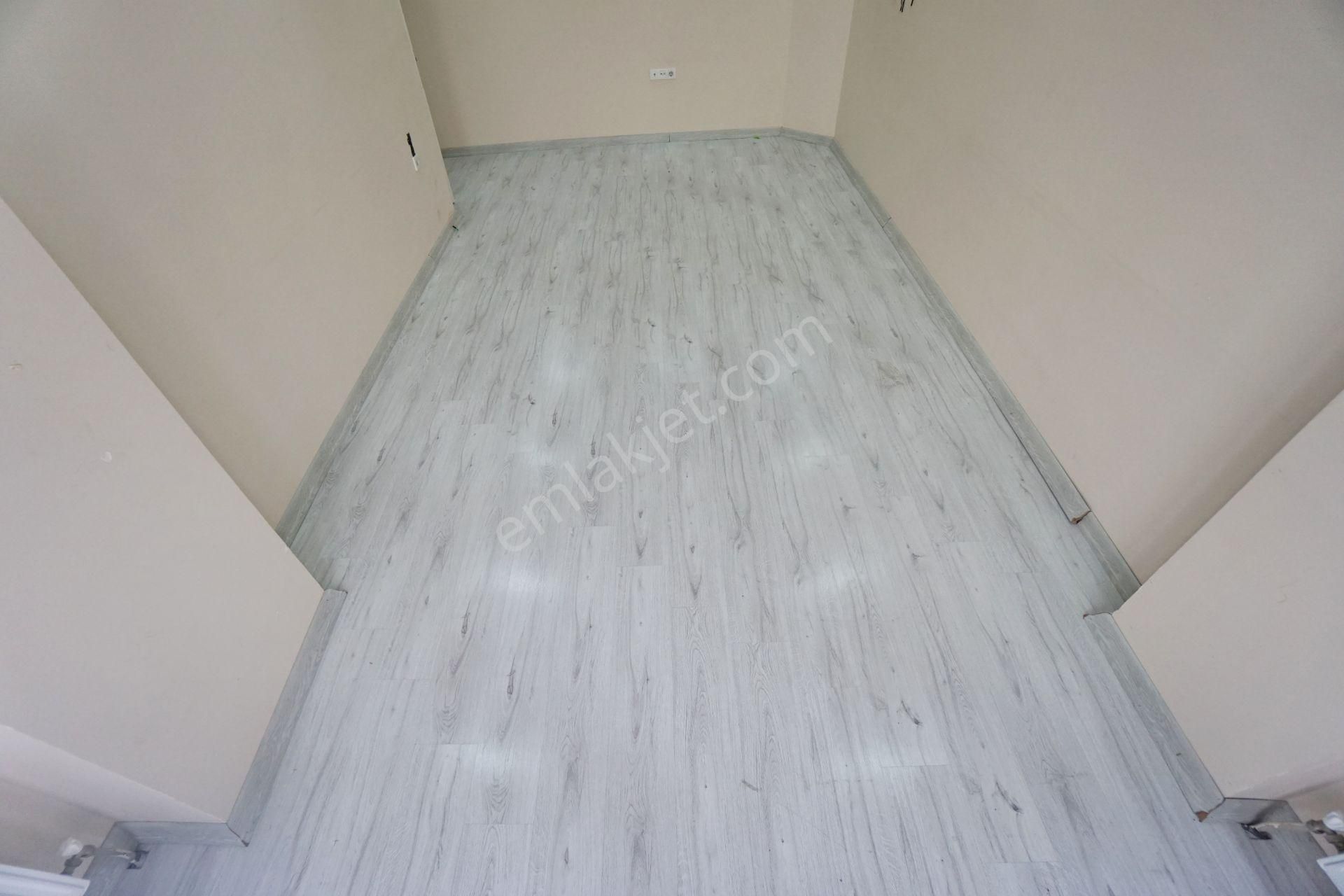 Meral R6196 Aşık Veysel Cd Yeni 5 Yaş Ankastreli Balkonlu Kapalı Otoparklı 2+1 - Görsel 4