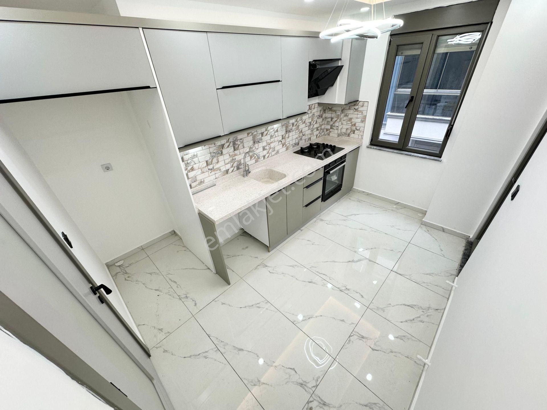 ⭐ay Emlaktan⭐akçay'da Arakat Ayrı Mutfak Ebeveyn Banyolu Lüks Sitede Önü Açık Satılık 2+1 Daire - Görsel 4