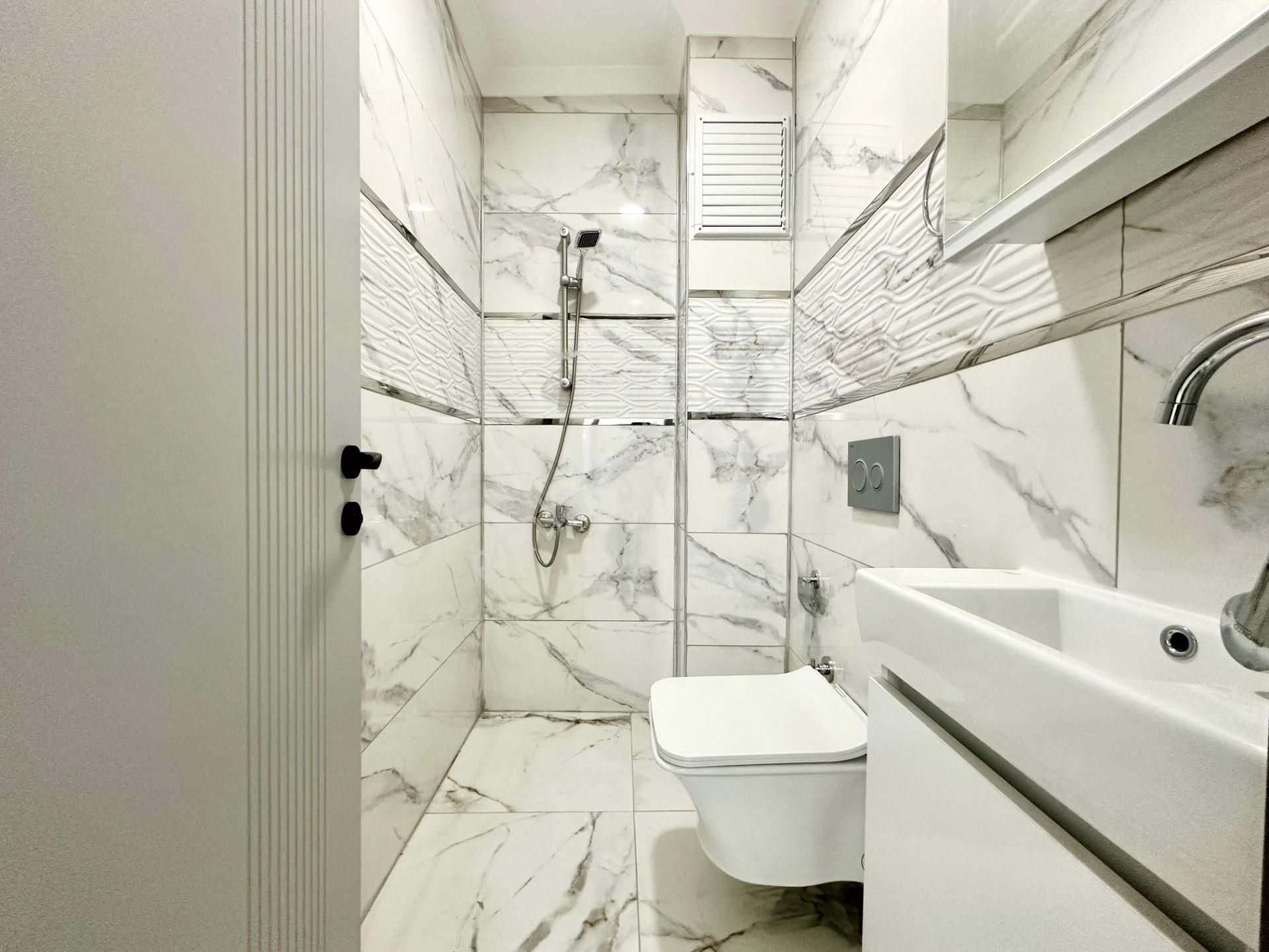 ⭐ay Emlaktan⭐akçay'da Arakat Ayrı Mutfak Ebeveyn Banyolu Lüks Sitede Önü Açık Satılık 2+1 Daire - Görsel 25