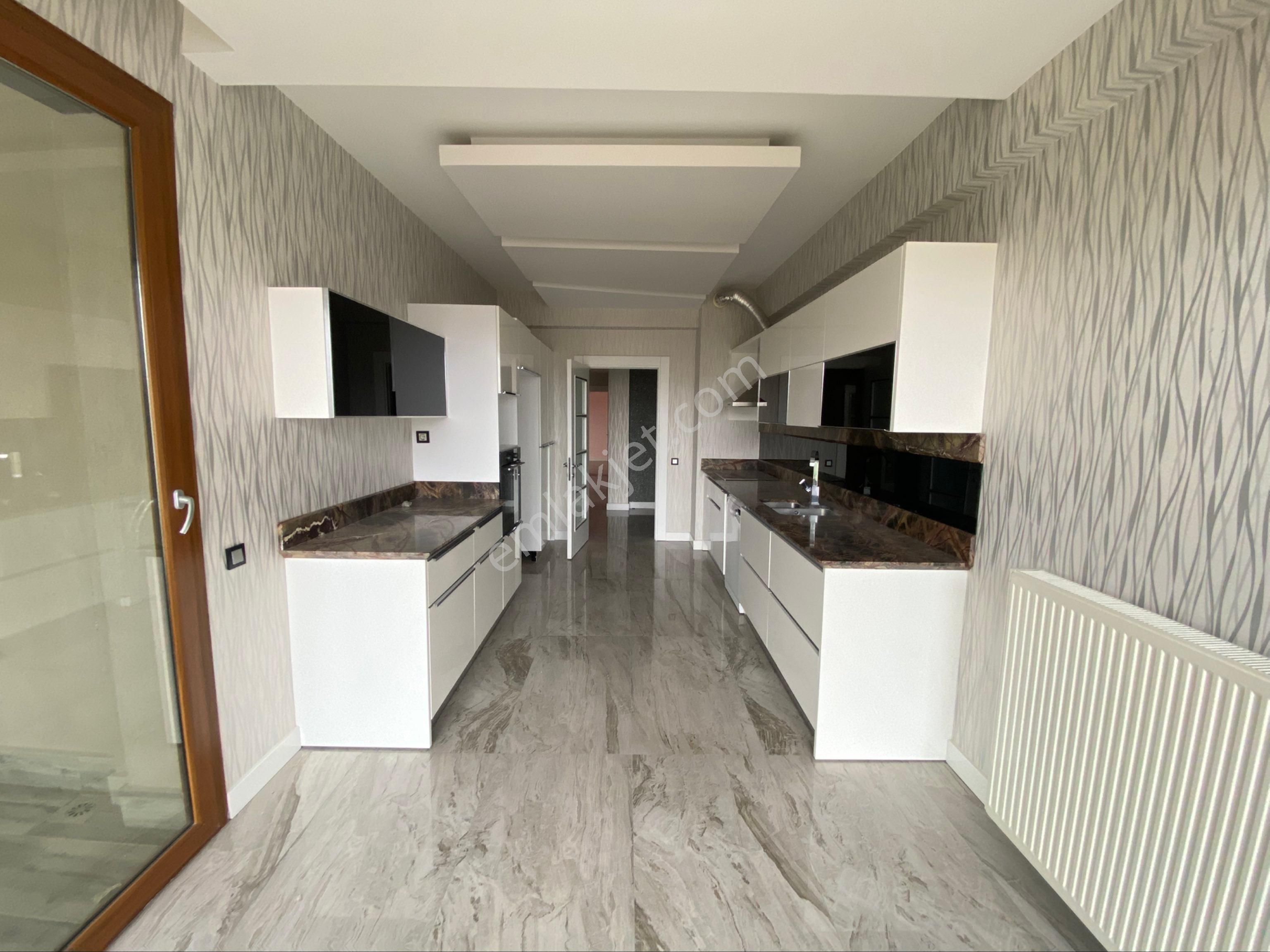 Salih Emlak’tan Yeşilburç Yolu Vadi Tepe Sitesi Doğa Ve Şehir Manzaralı 4+1 Daire - Görsel 13