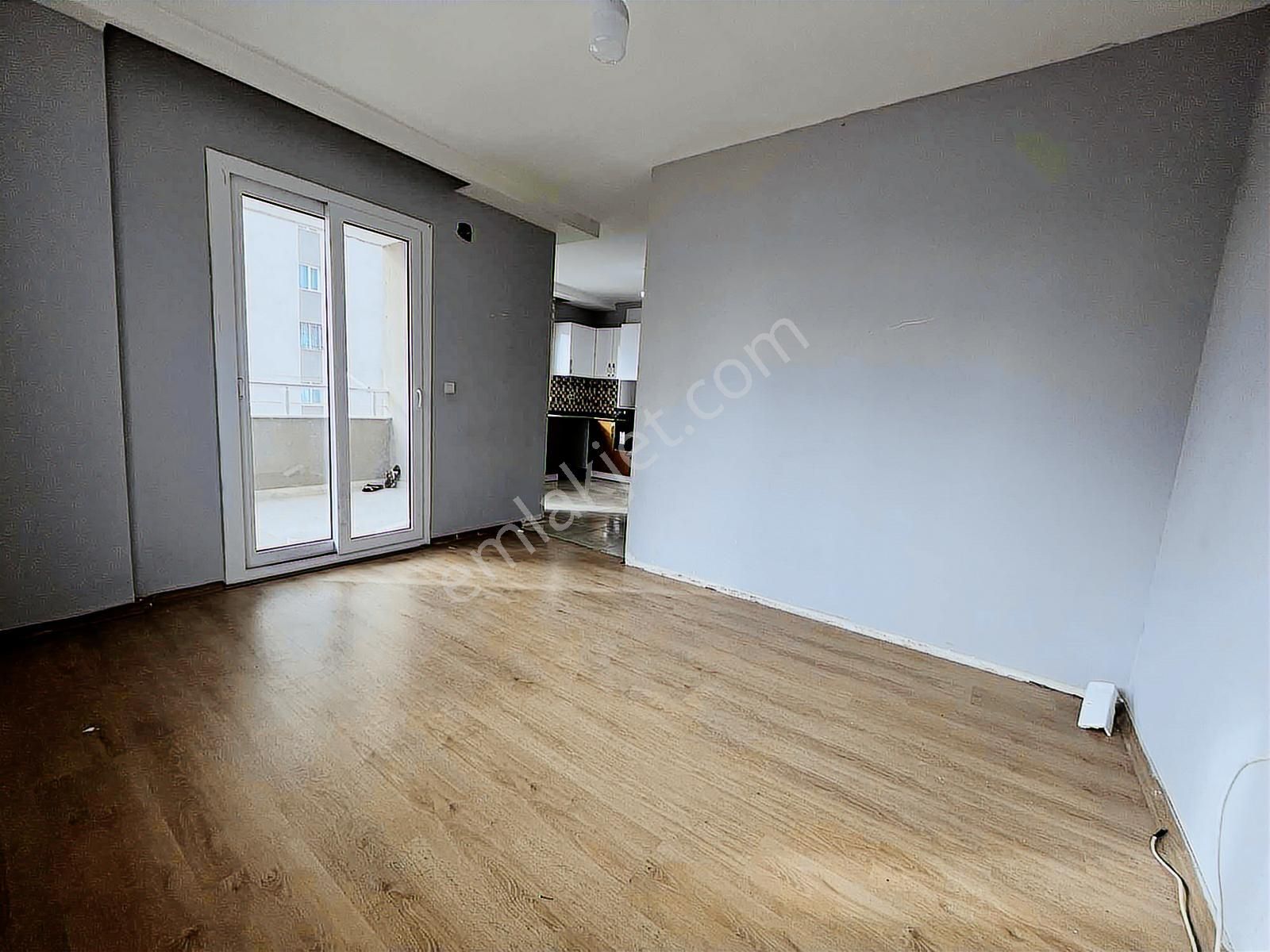 Gültepe'de Cadde Üzeri Cep Mutfak Geniş Site İçi 2+1 Daire - Görsel 16
