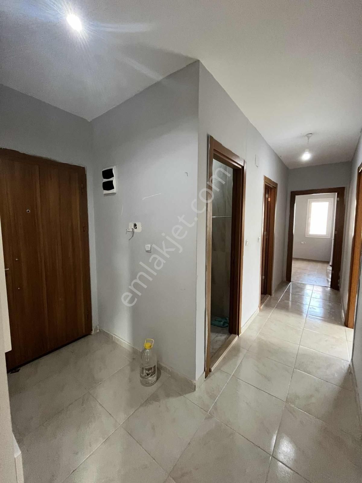 Gültepe'de Cadde Üzeri Cep Mutfak Geniş Site İçi 2+1 Daire - Görsel 22