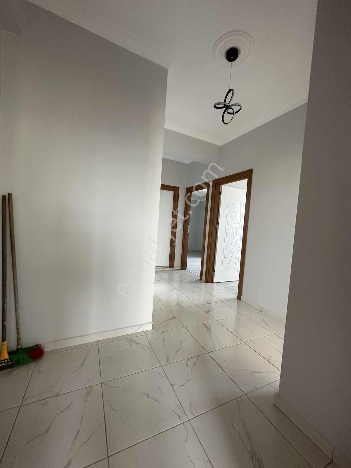 Ebeveyn Banyolu 120 M2 Satılık 3+1 Daire - Görsel 11
