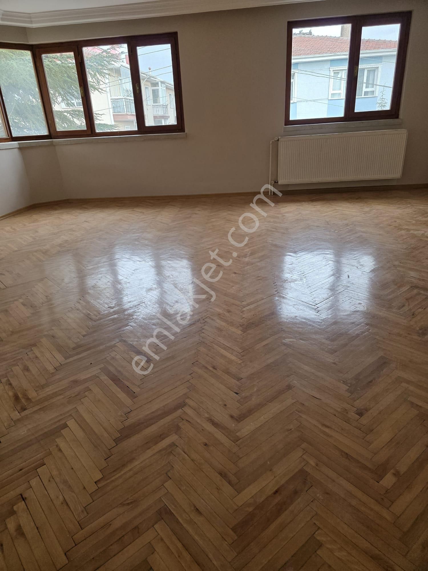 Çankaya ,umut Mh.mihalıcık Sk.başında ,kombili ,ön ,yapılı,dubleks ,5+1