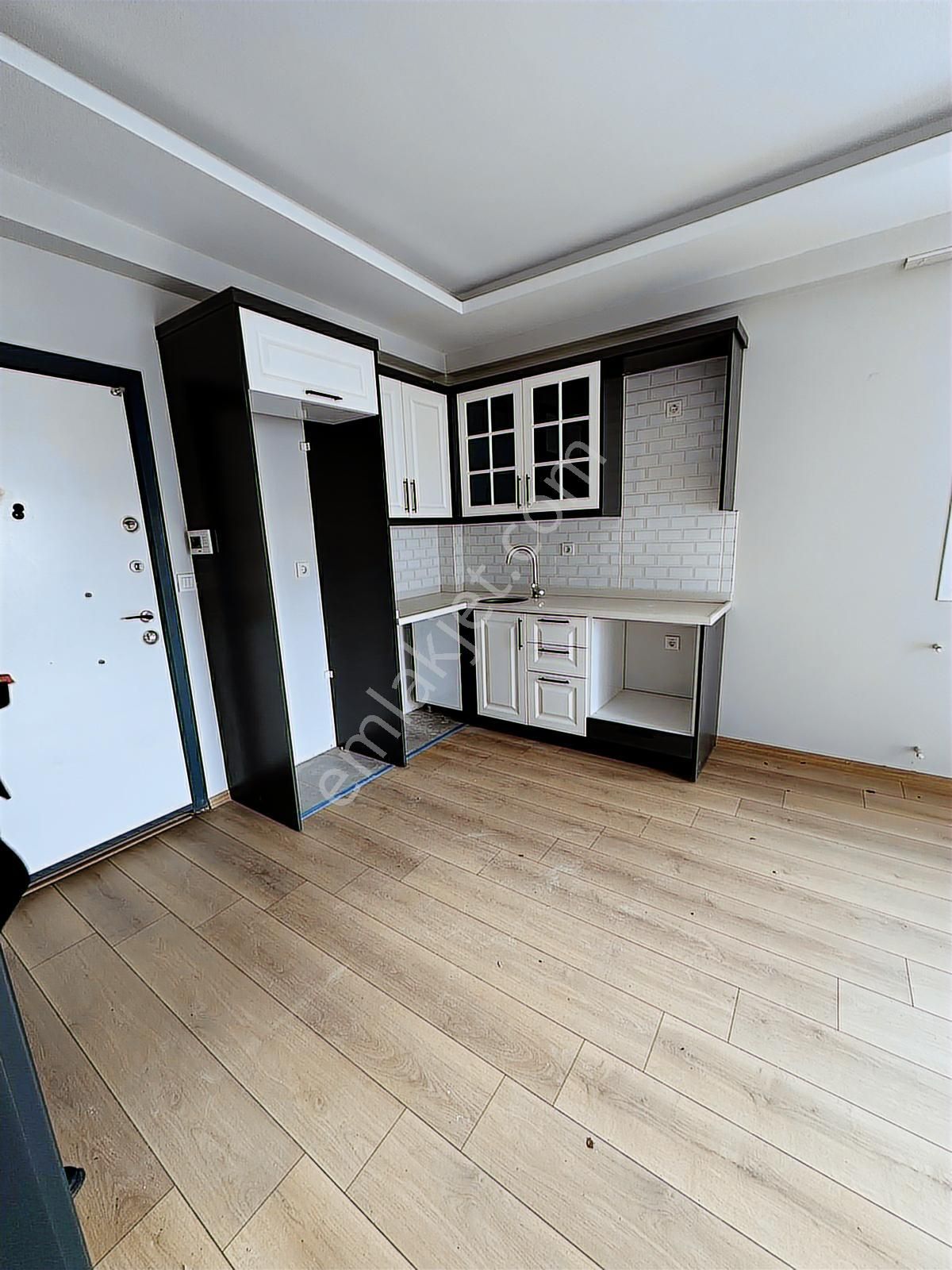 Kulepark Farkıyla Çarkıparede Stadyum Karşısı 1+1 Sıfır Daire