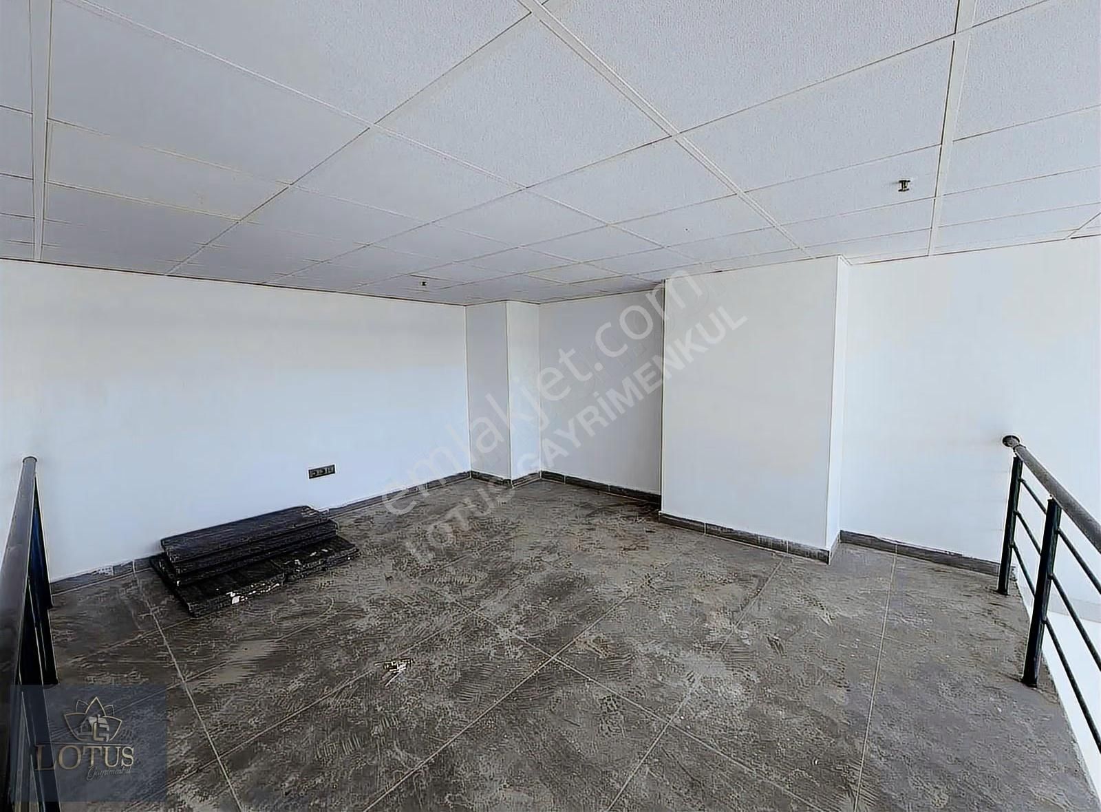 İzmitin En Prestijli Projesi Sapphıre,de 200 M2 Satılık Mağaza - Görsel 9