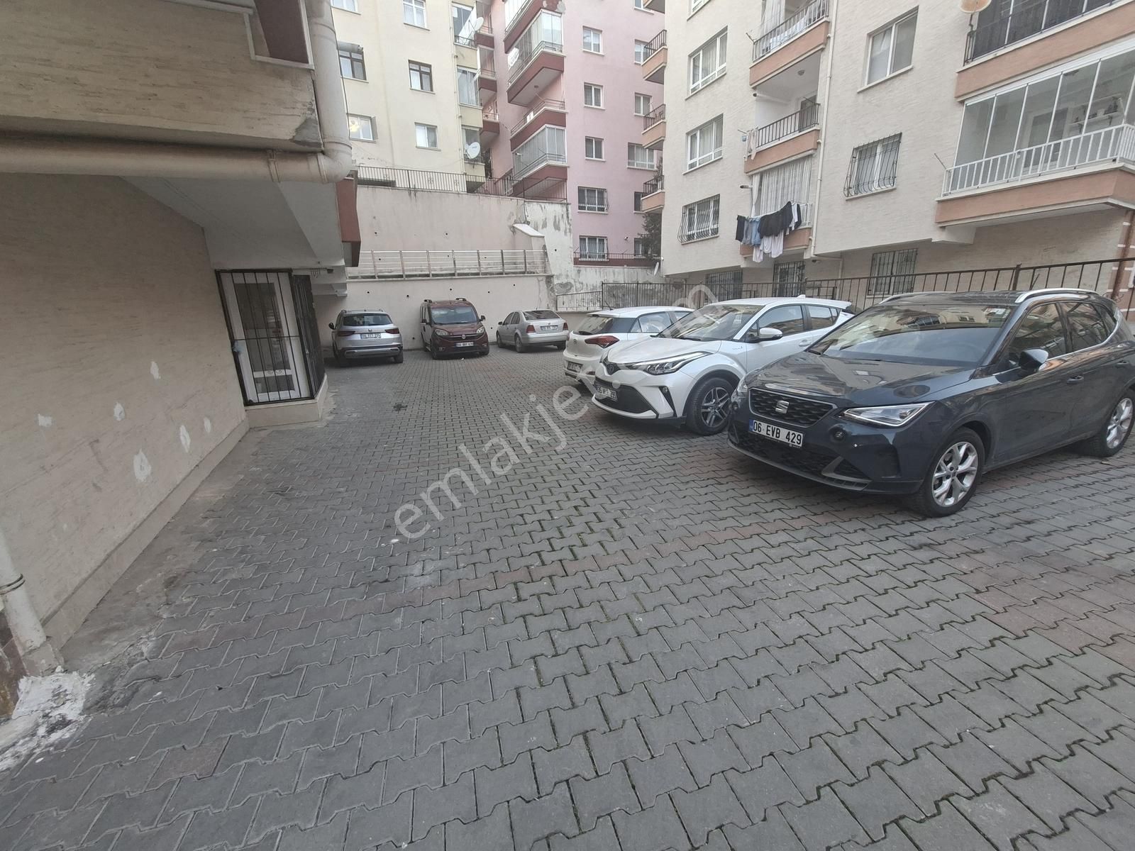 Kılıçsoy'dan Geniş M2 3+1 Satılık Asansörlü Daire - Görsel 16