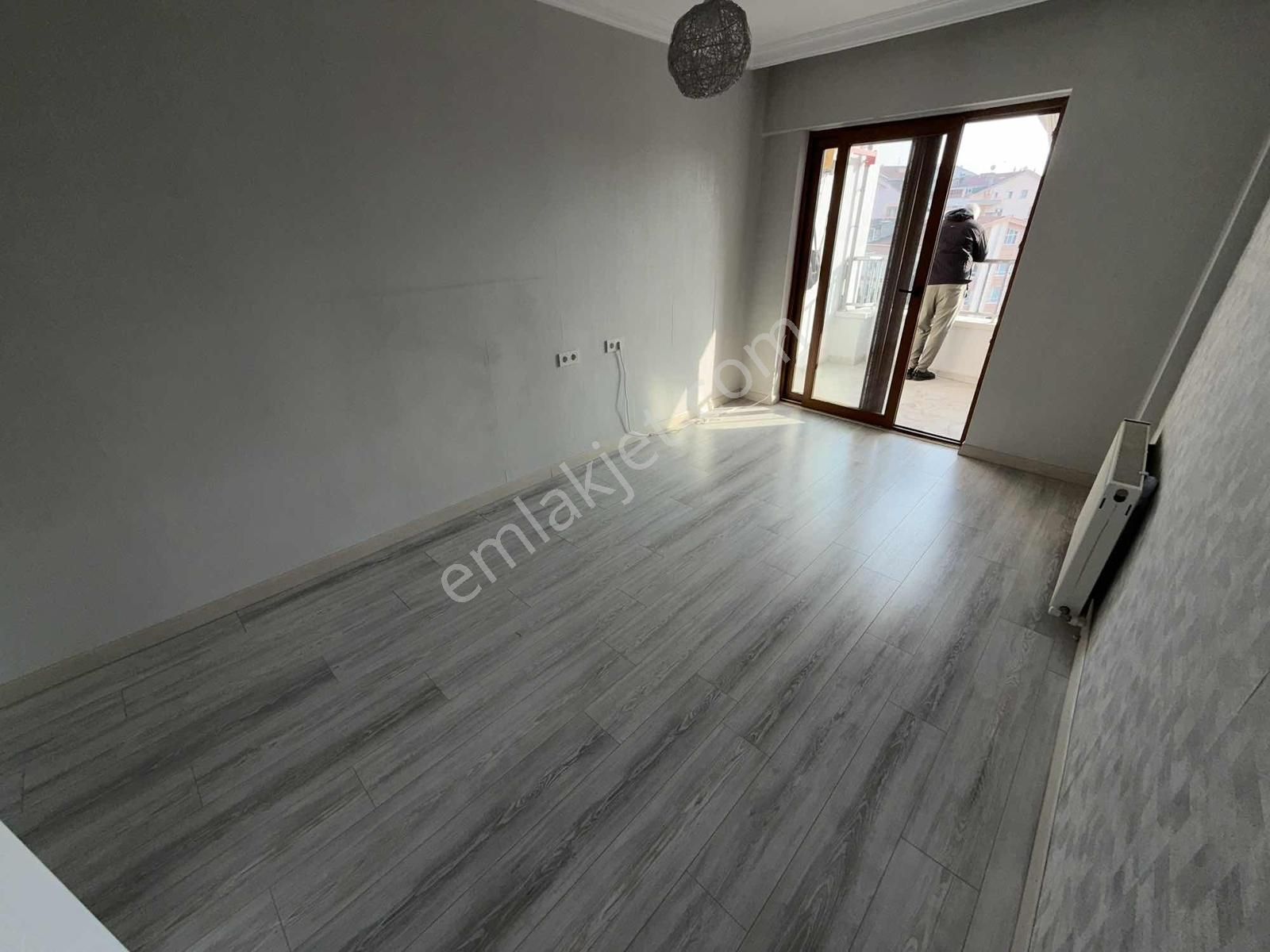 Kılıçsoy'dan Ayvalı Merkez Cami Yanında Kapalı Teras Dubleks 6+1 - Görsel 9