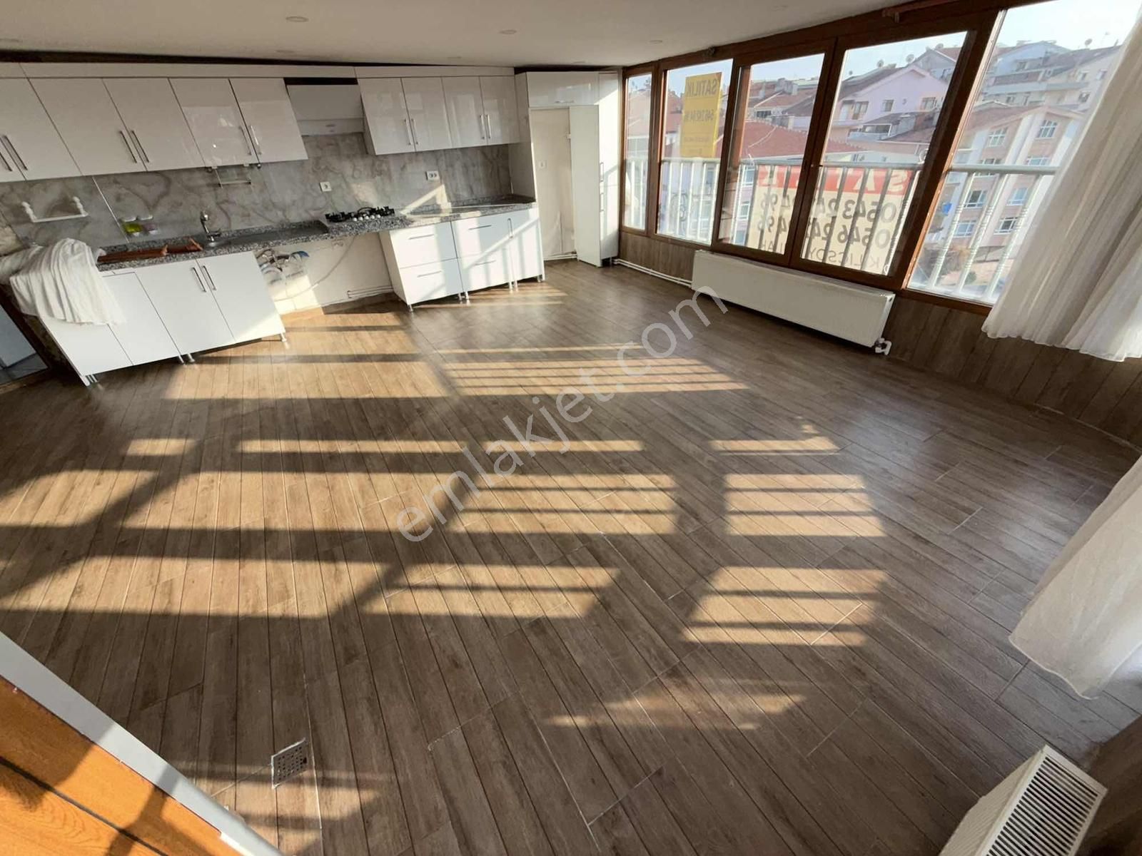 Kılıçsoy'dan Ayvalı Merkez Cami Yanında Kapalı Teras Dubleks 6+1 - Görsel 5