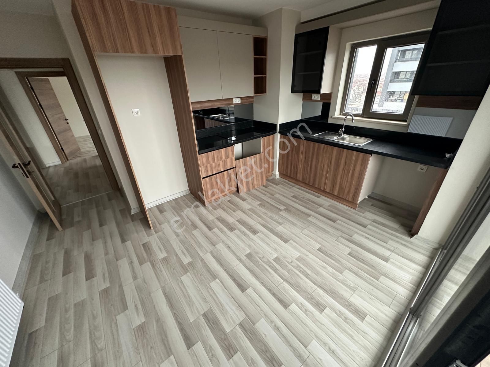 Hayal'den Yeşilova Lokasyon Avm'de Bulvar Cepheli Xl 2+1 Lüxx Yapılı 0 Daire* - Görsel 2