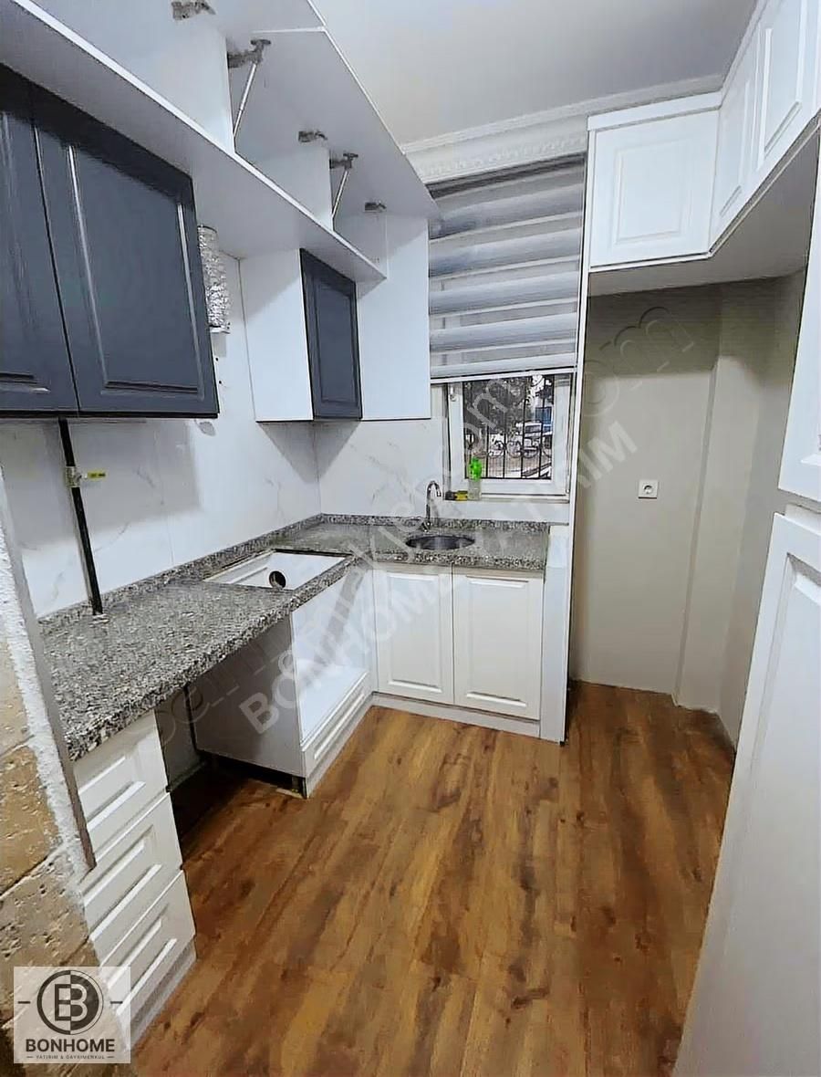 Cuma Pazarının Arksında Kiralık Daire !!! - Görsel 5