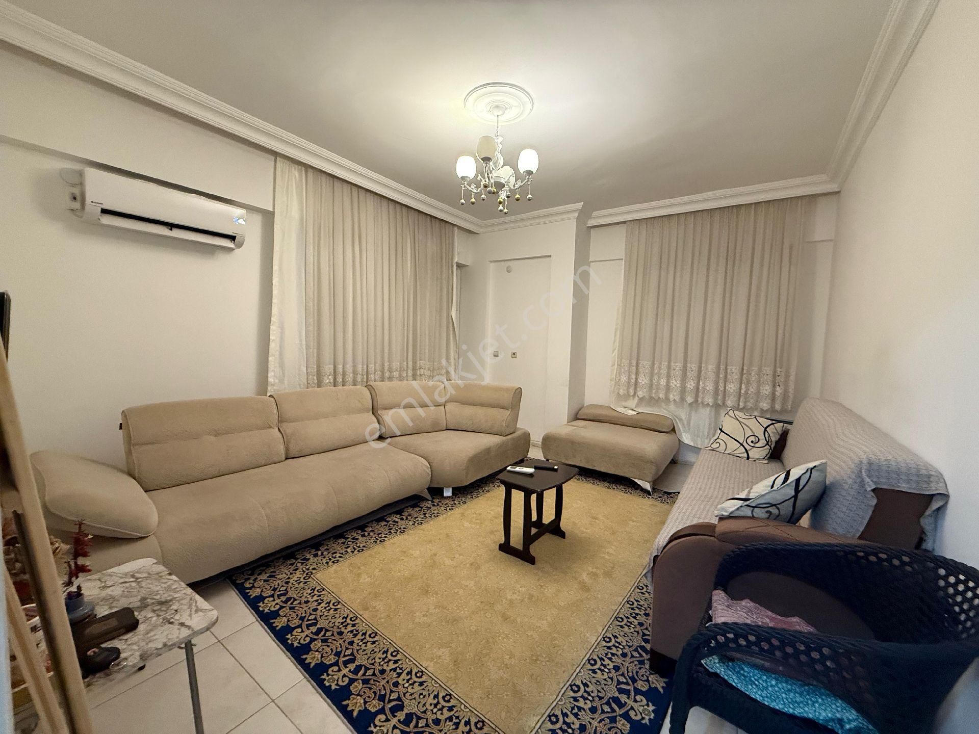 Konyaaltı Öğretmen Evleri Mah. 1+1 Ayrı Mutfak