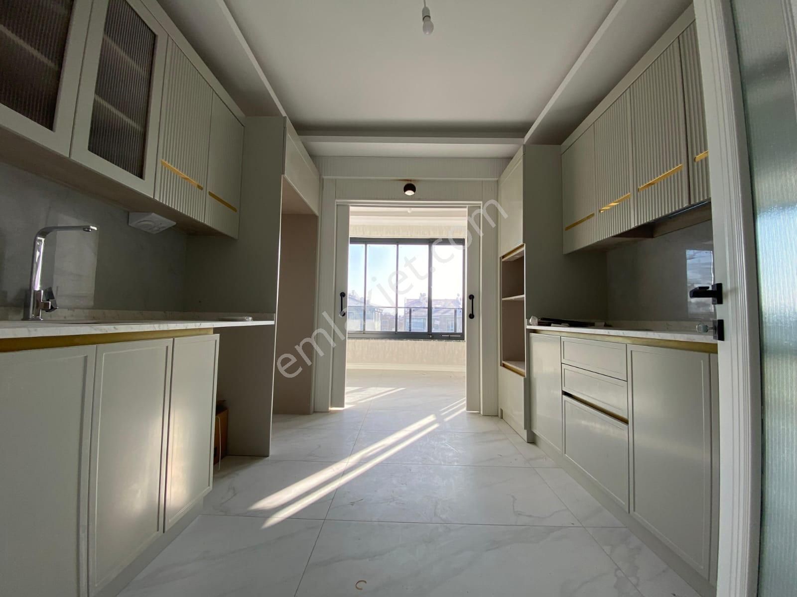 Parsana Mahallesi Ultra Lüx Sıfır 3+1 Daire