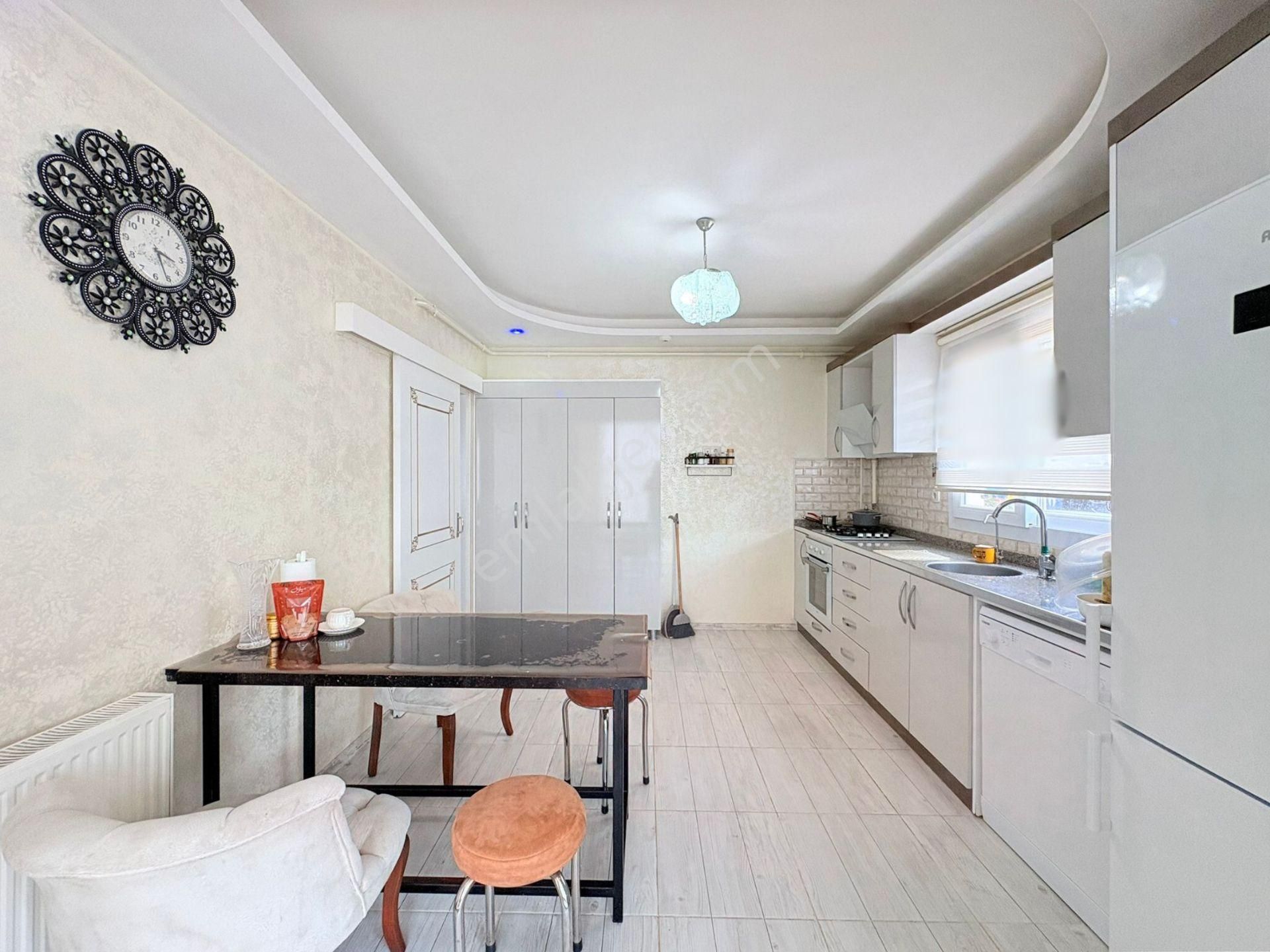 Ethereal'den Tece'de Teraslı Denize Yakın Havuzlu Site İçi 3+1 - Görsel 9